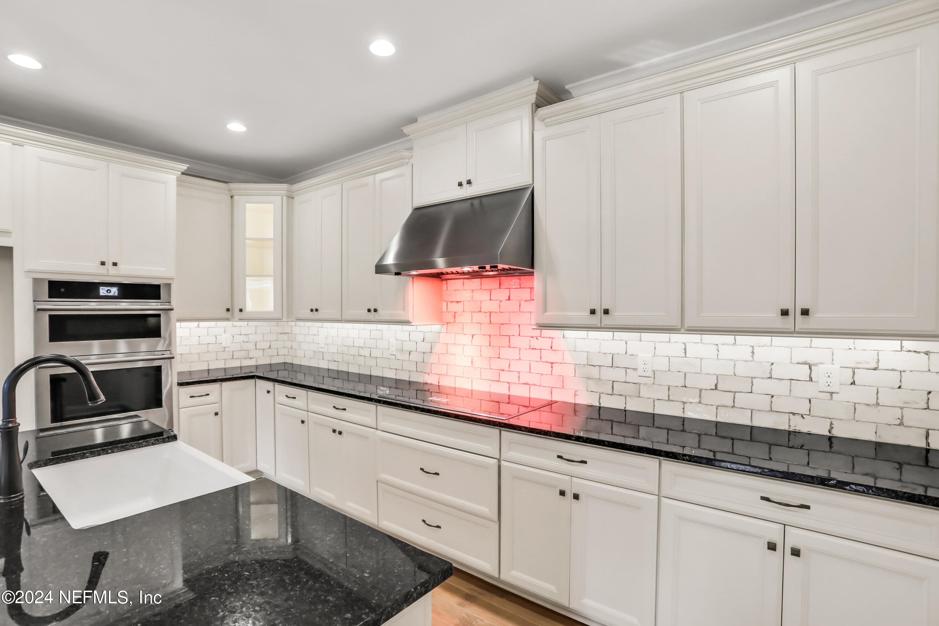 10077 FILAMENT Boulevard