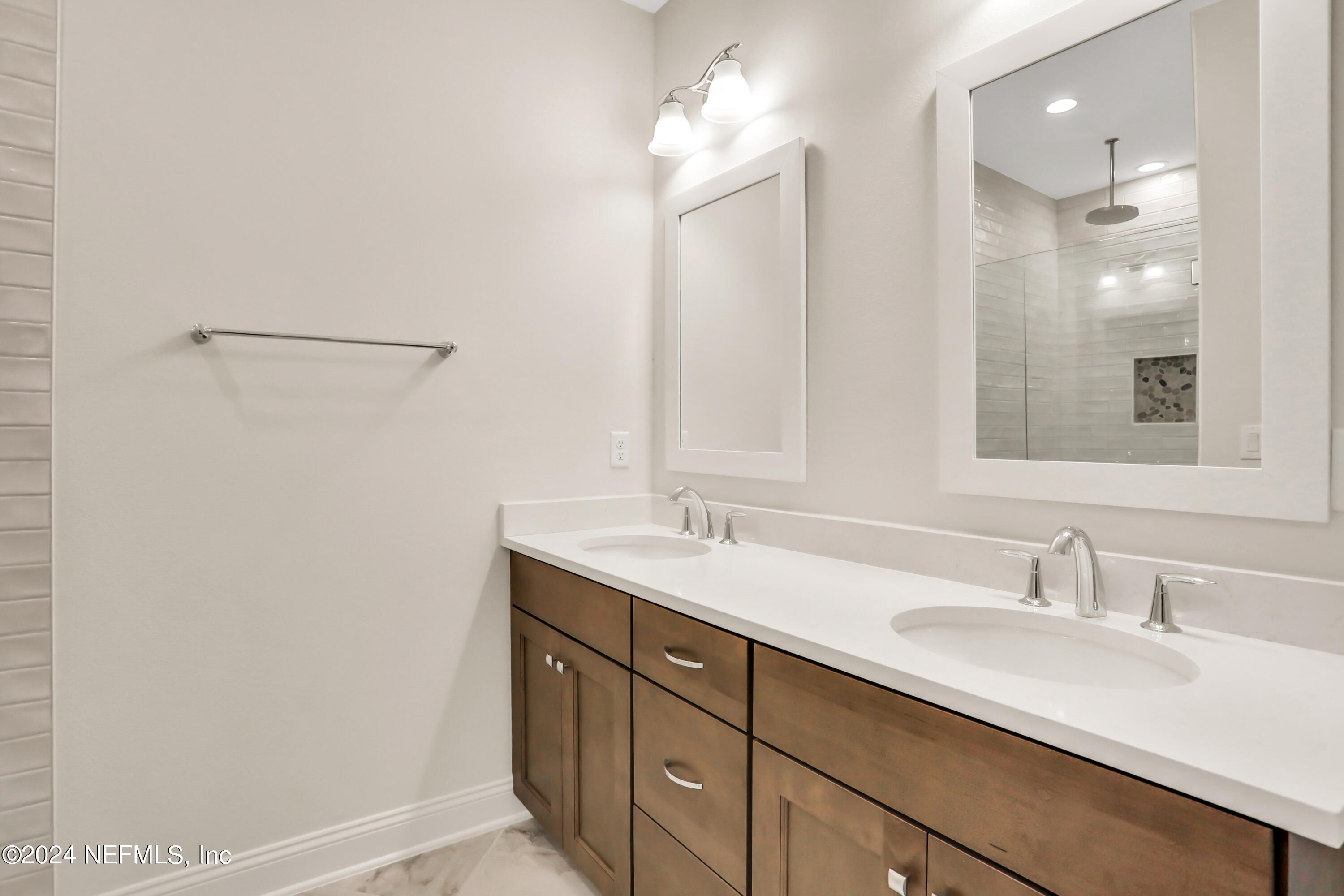 10077 FILAMENT Boulevard