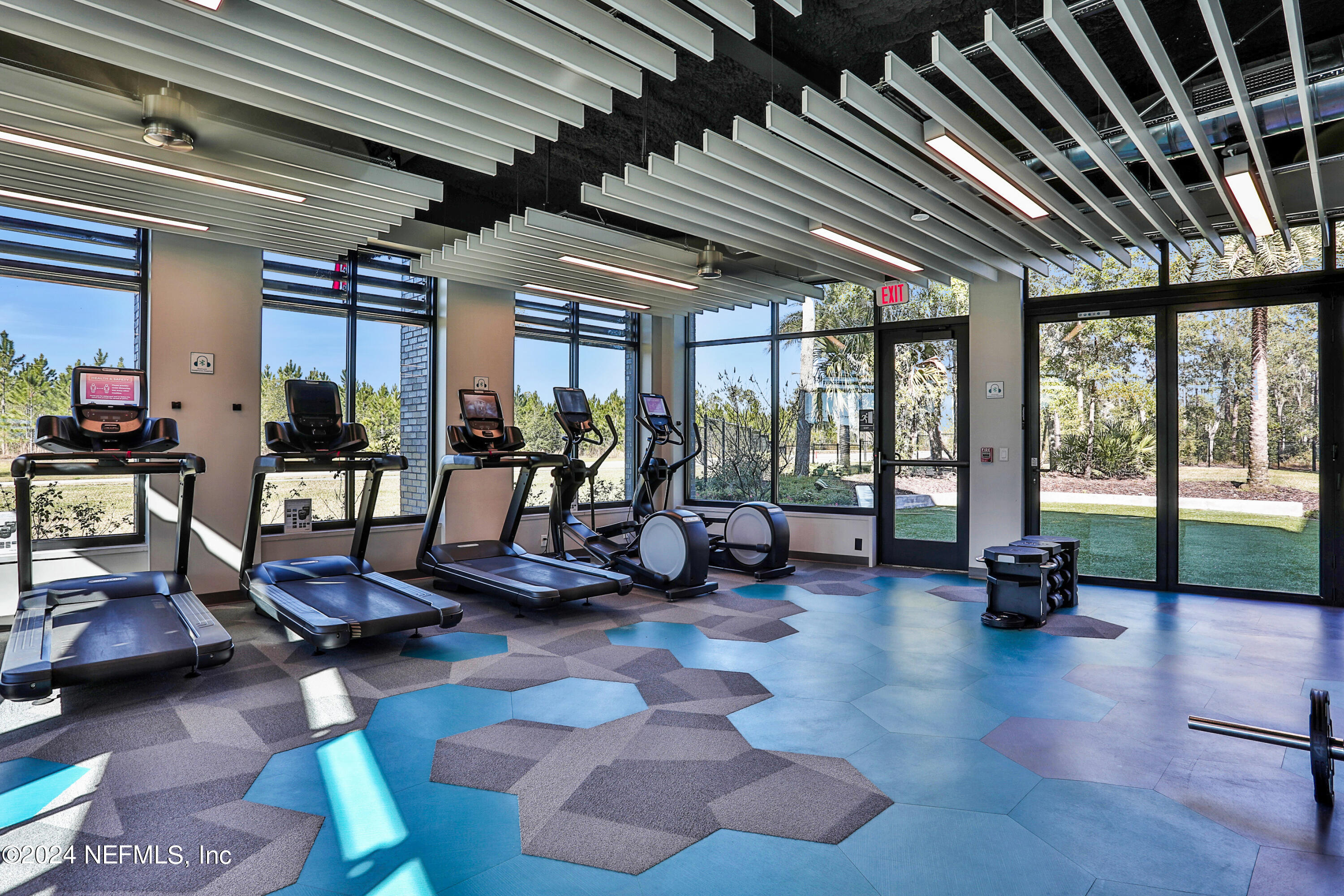 10077 FILAMENT Boulevard