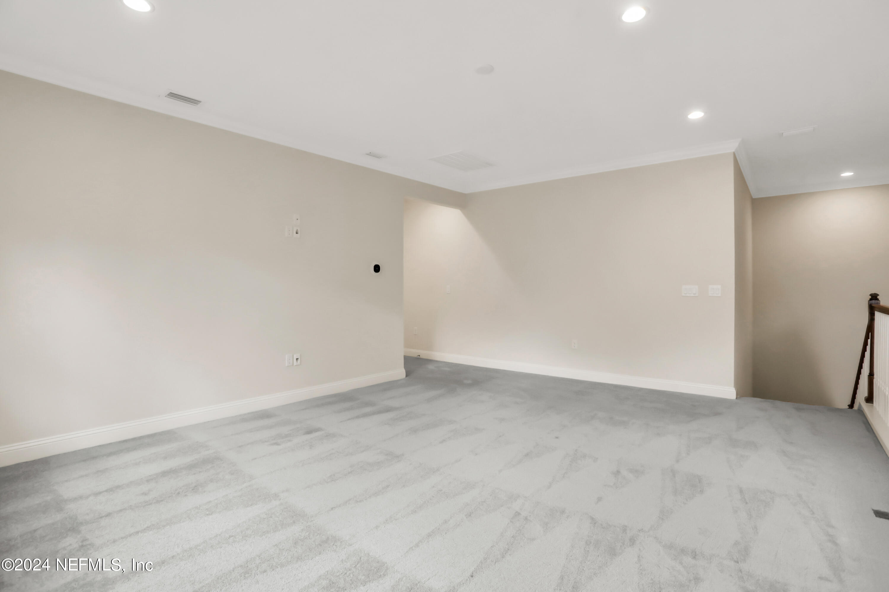 10077 FILAMENT Boulevard