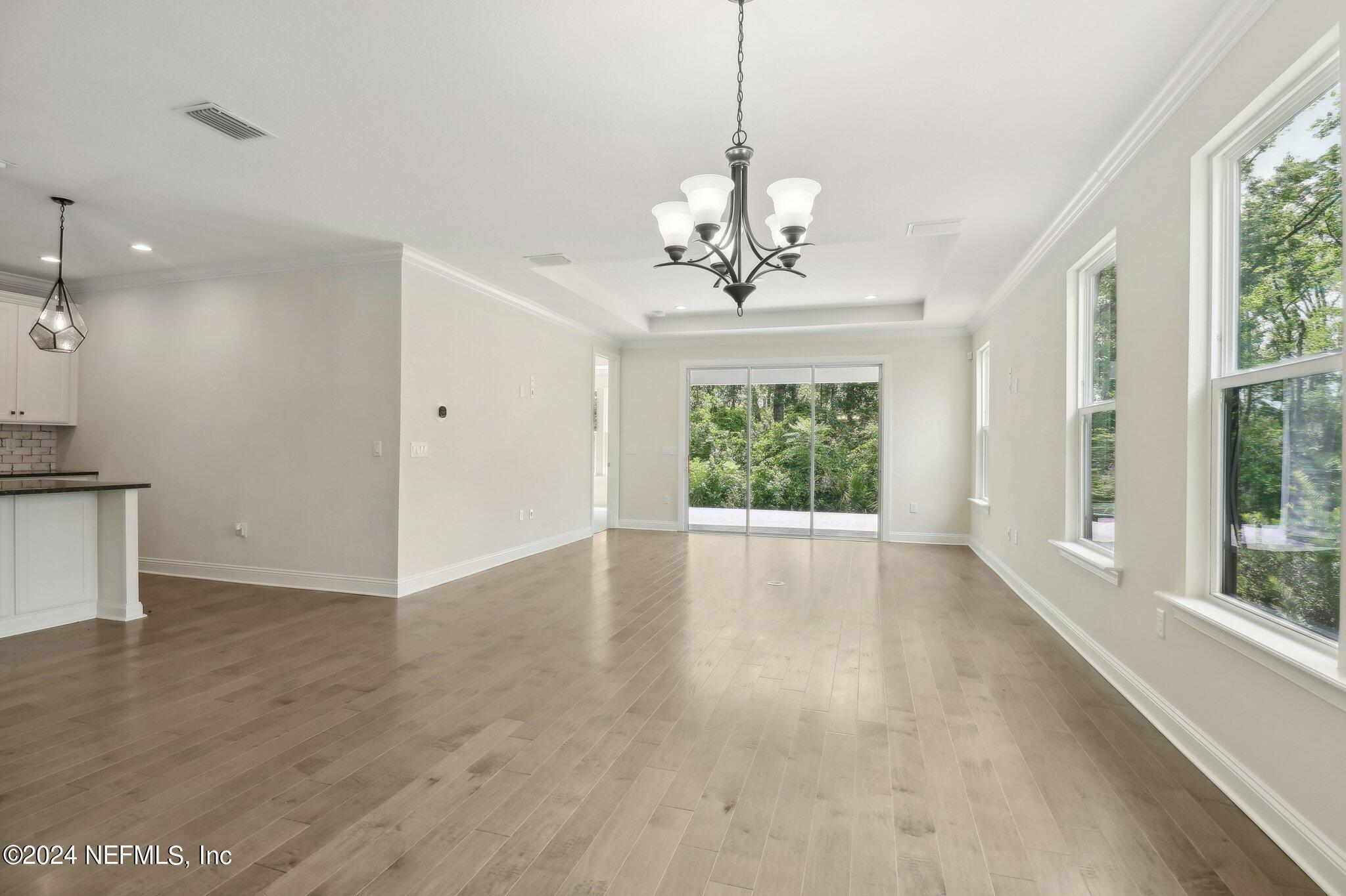 10077 FILAMENT Boulevard