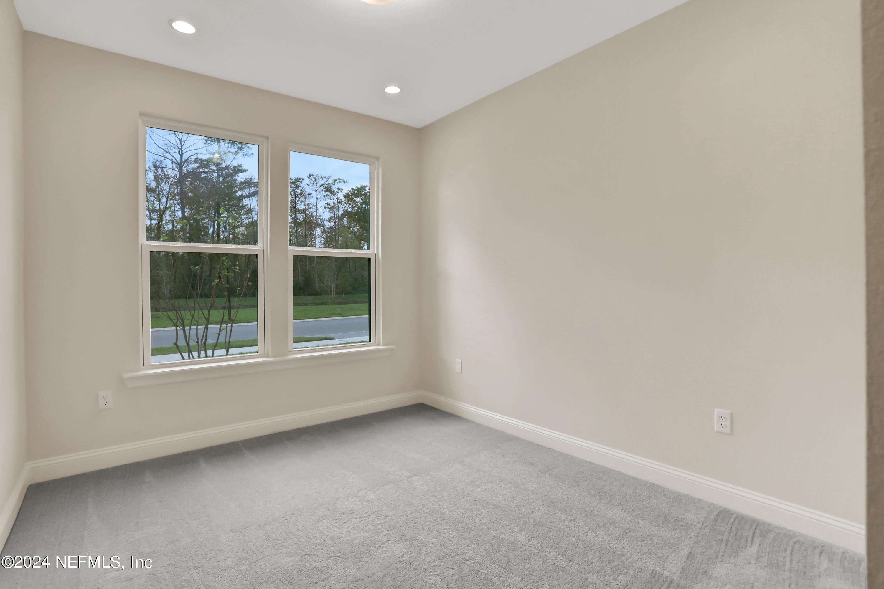 10077 FILAMENT Boulevard
