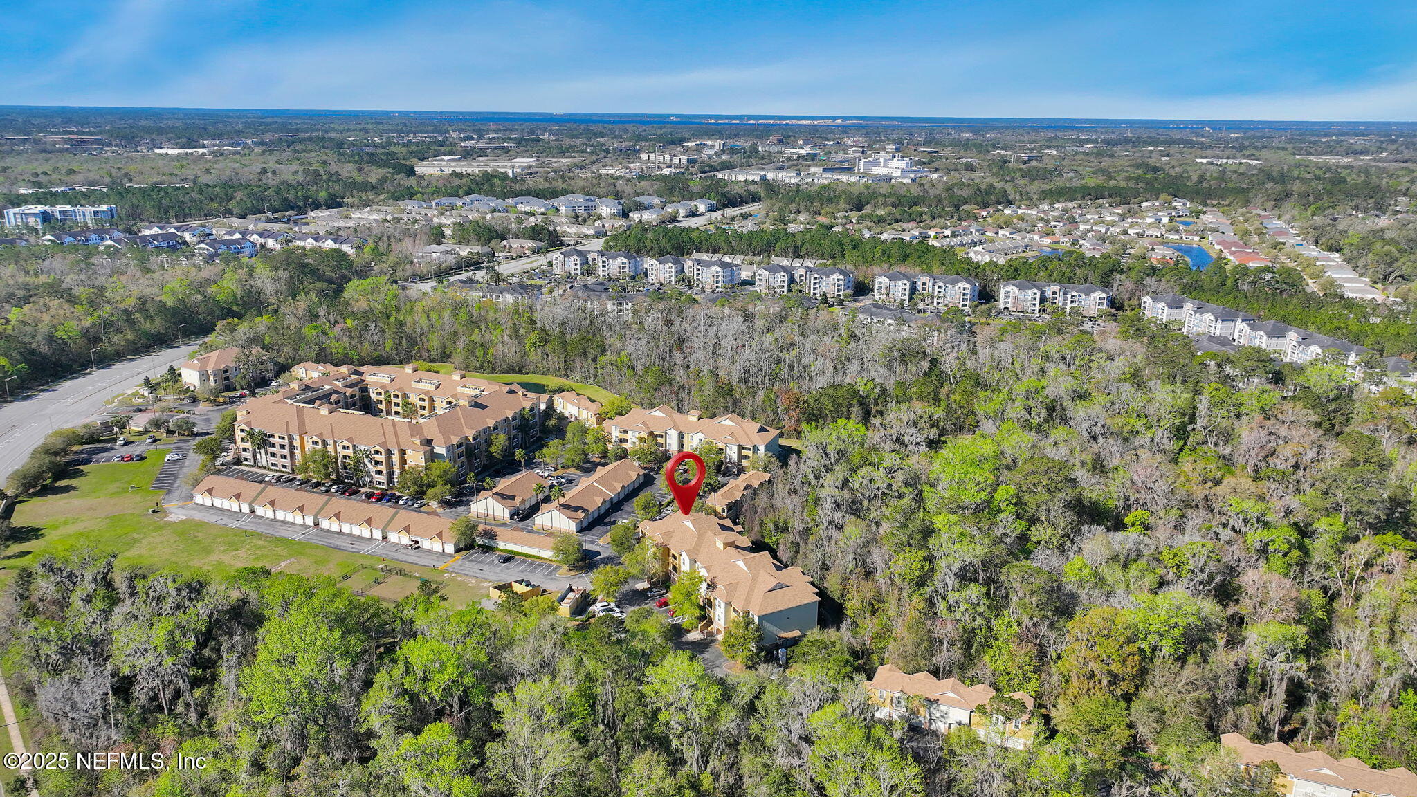 8539 GATE Parkway W, 624