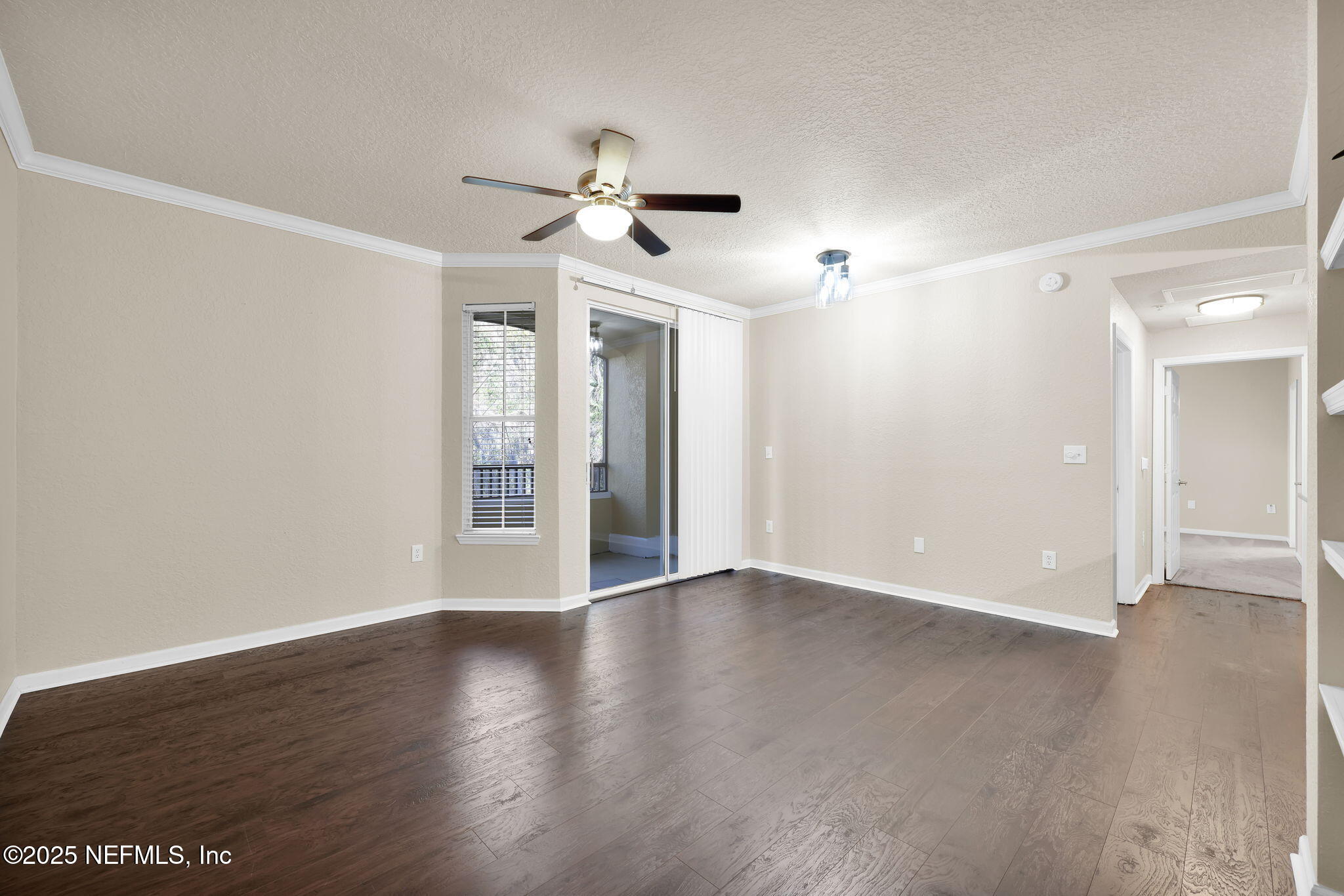 8539 GATE Parkway W, 624