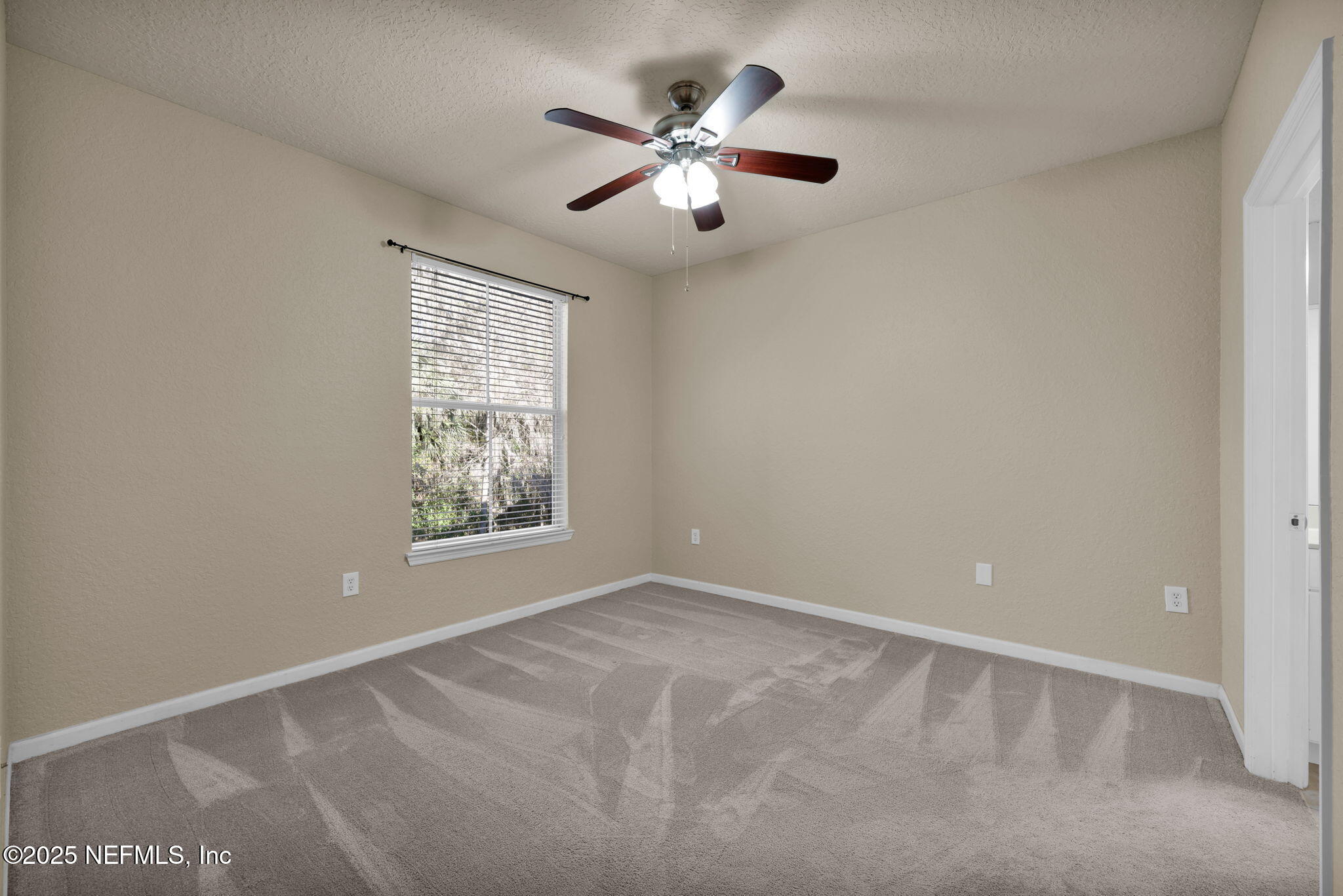 8539 GATE Parkway W, 624