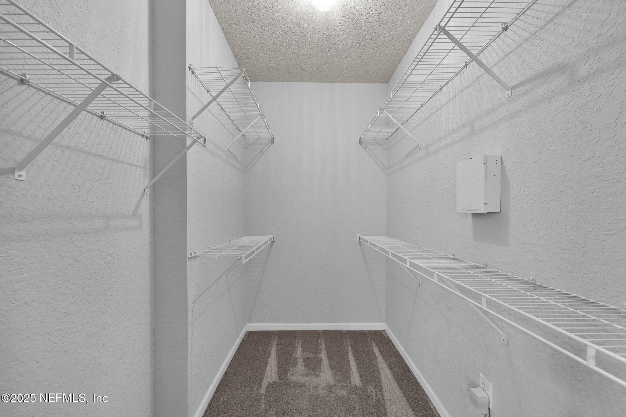 8539 GATE Parkway W, 624