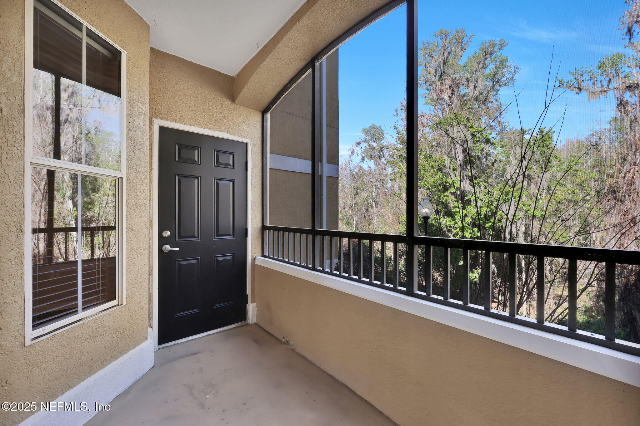 8539 GATE Parkway W, 624