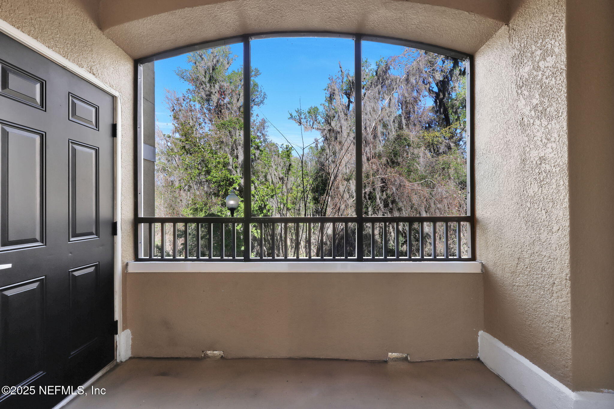 8539 GATE Parkway W, 624