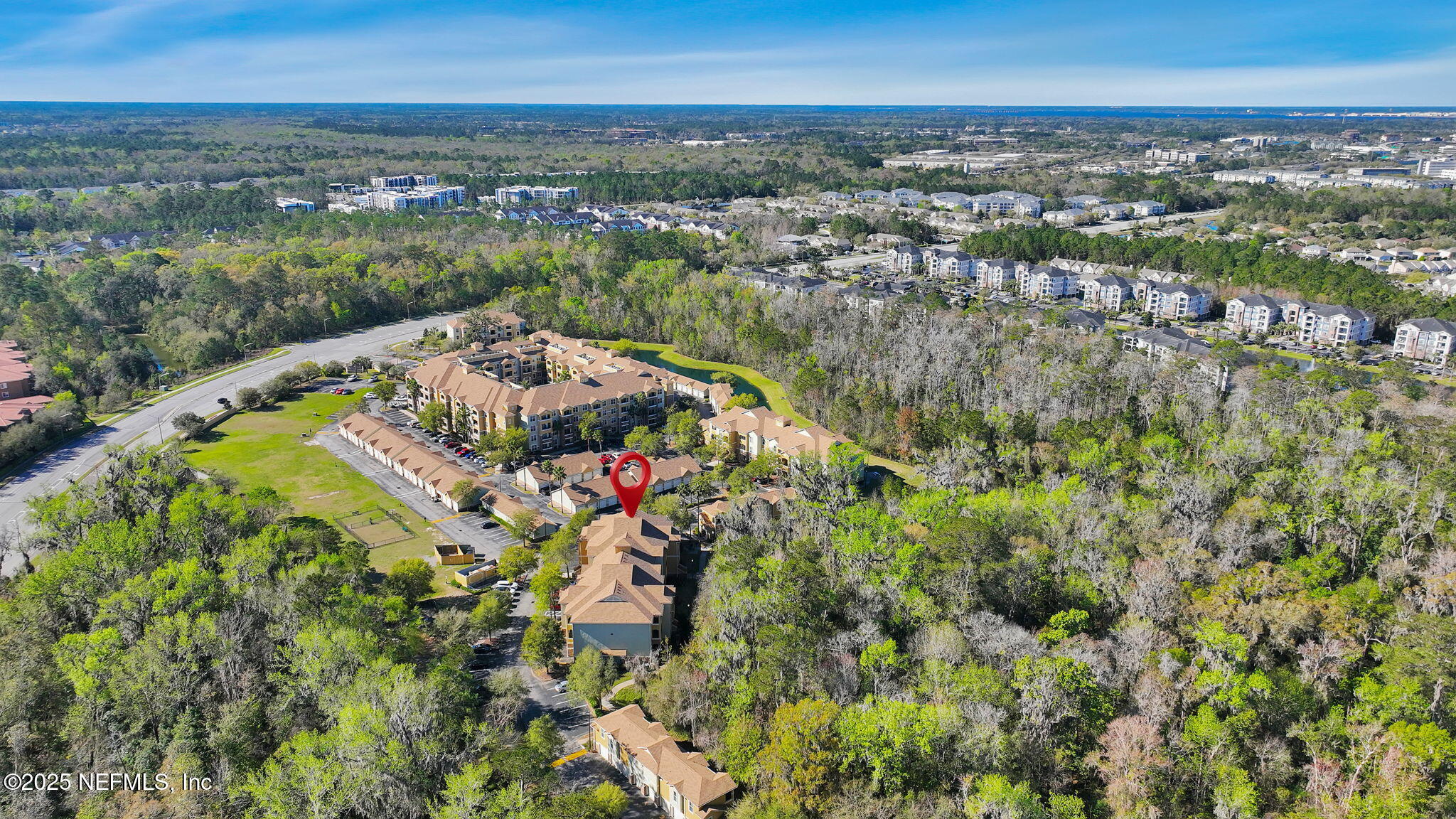 8539 GATE Parkway W, 624