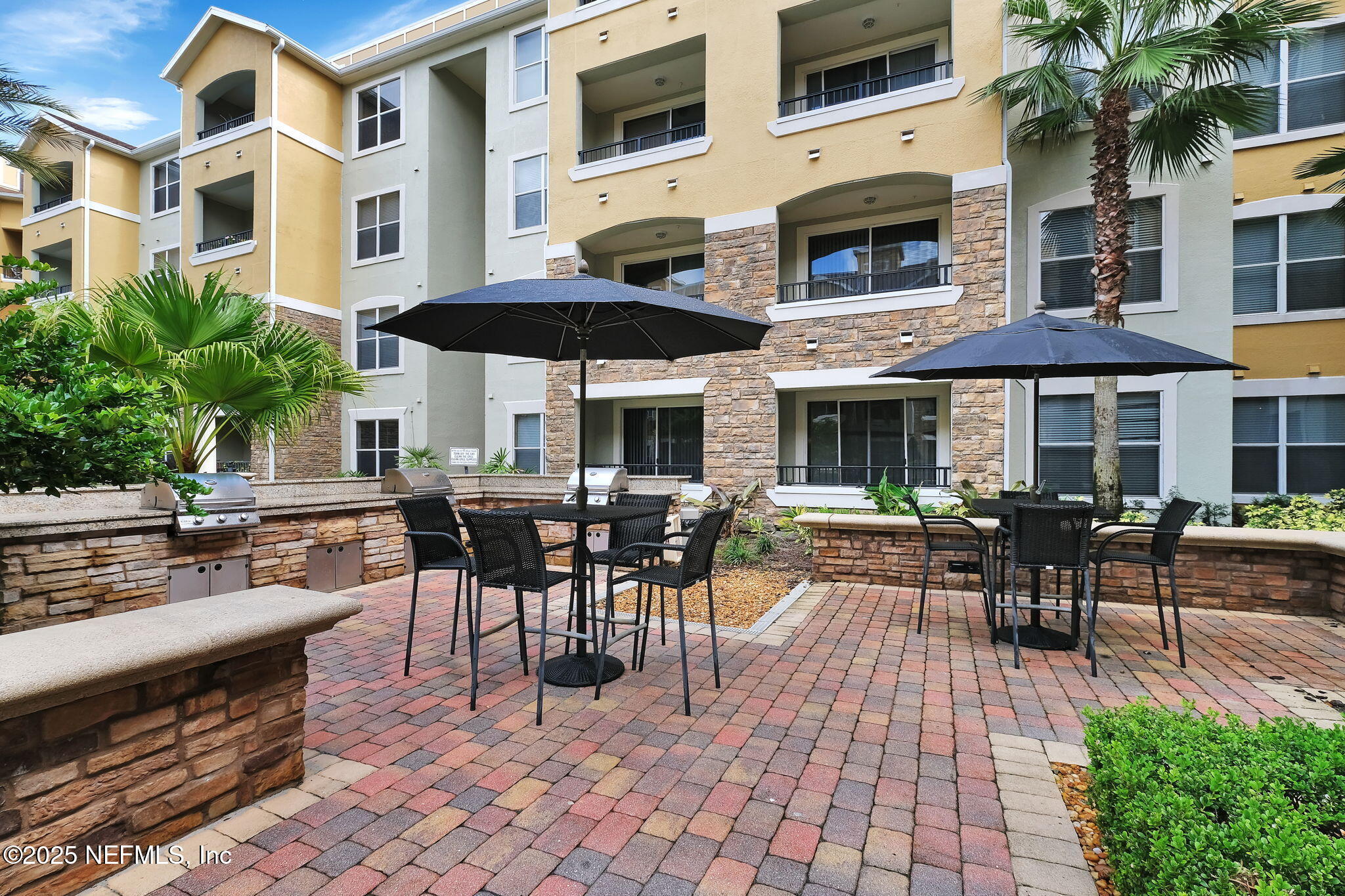 8539 GATE Parkway W, 624