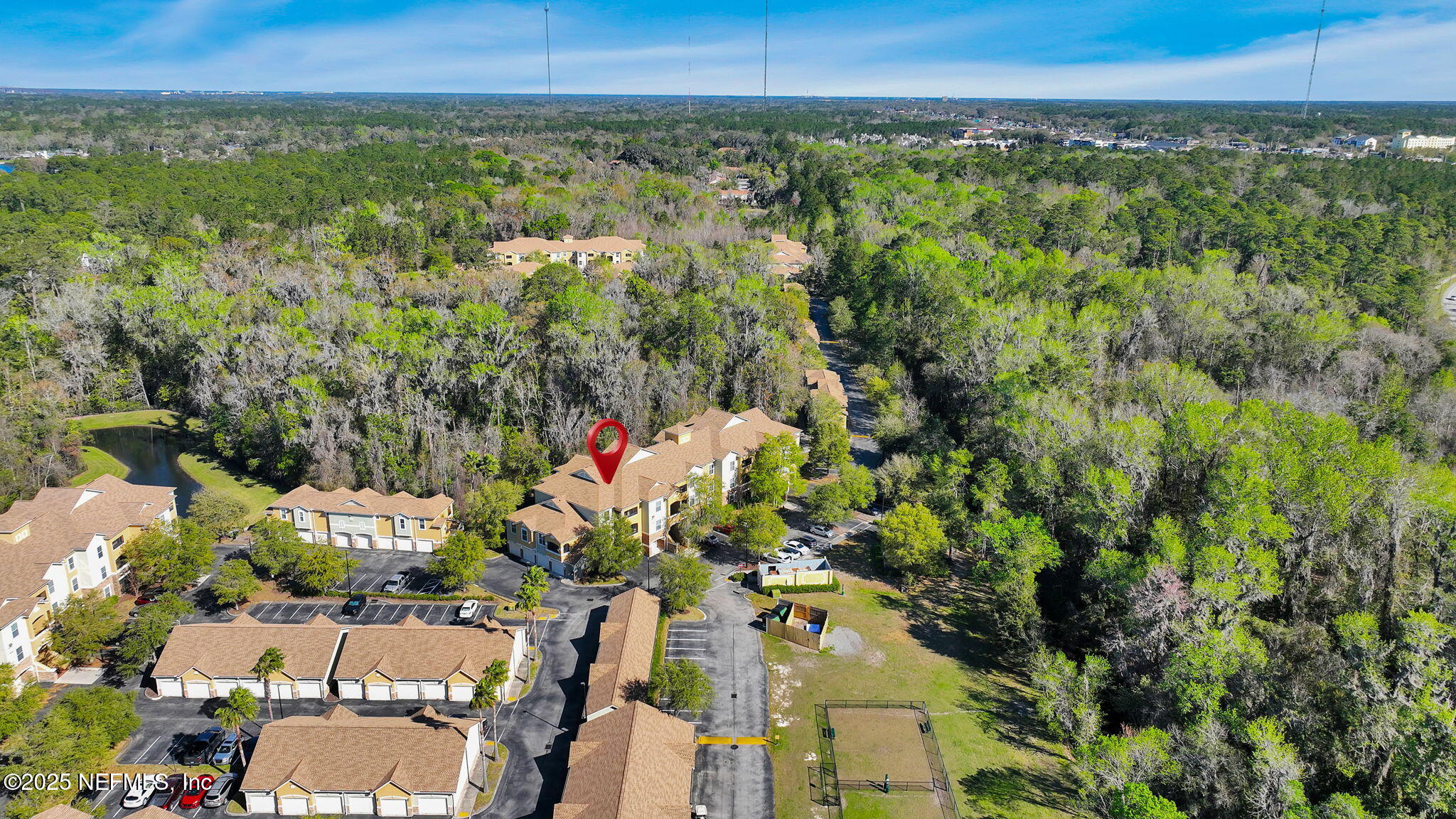 8539 GATE Parkway W, 624