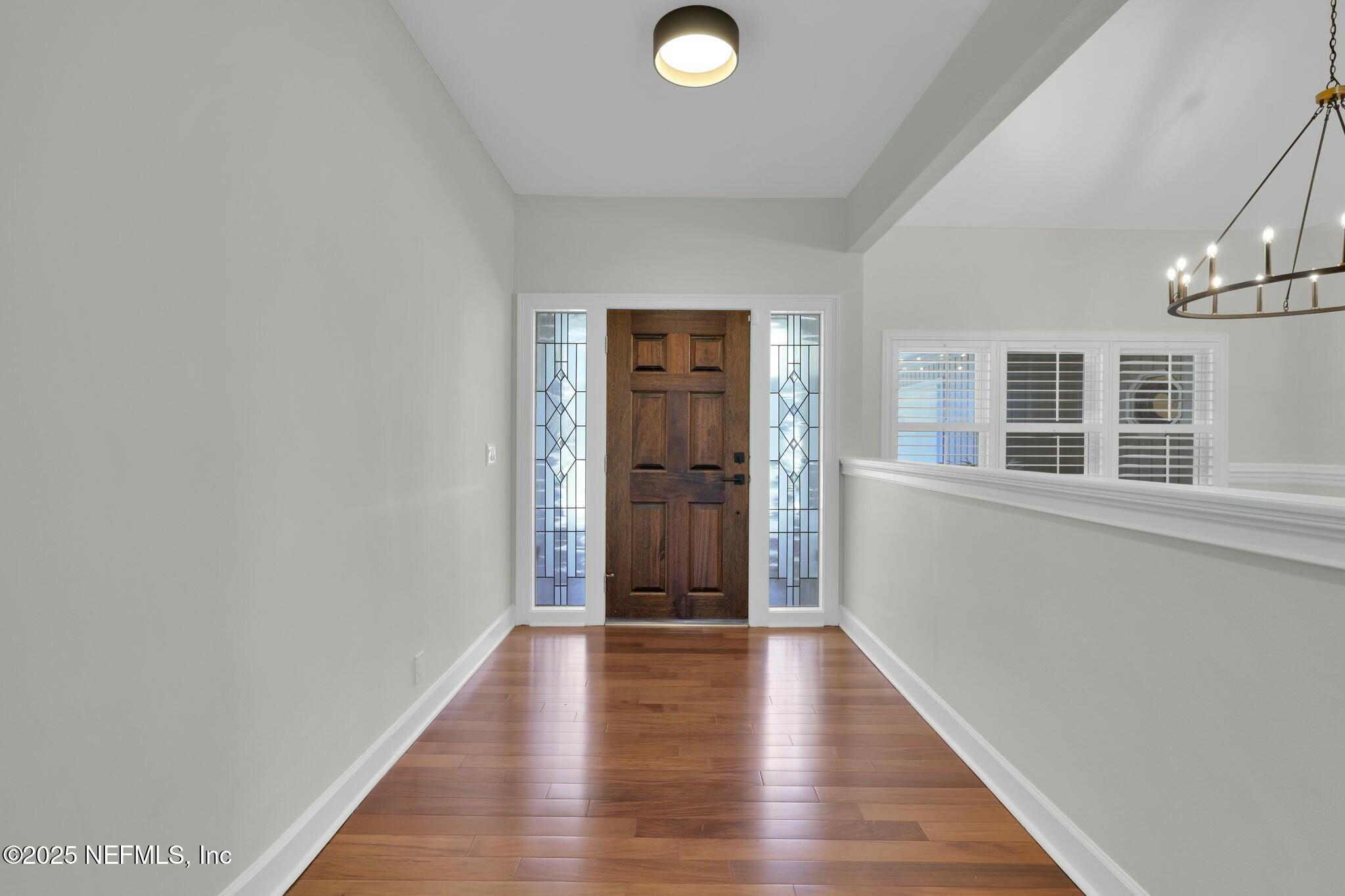 2323 BAREFOOT Trace