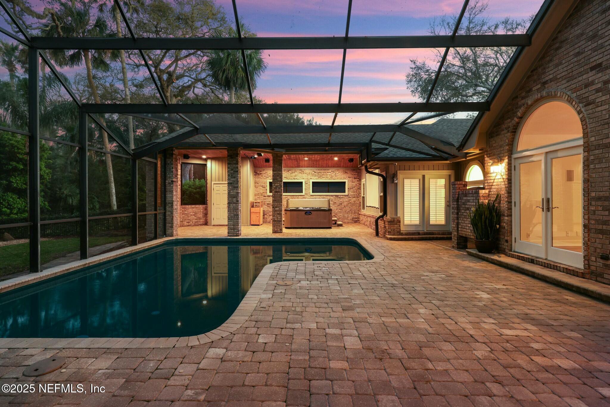 2323 BAREFOOT Trace
