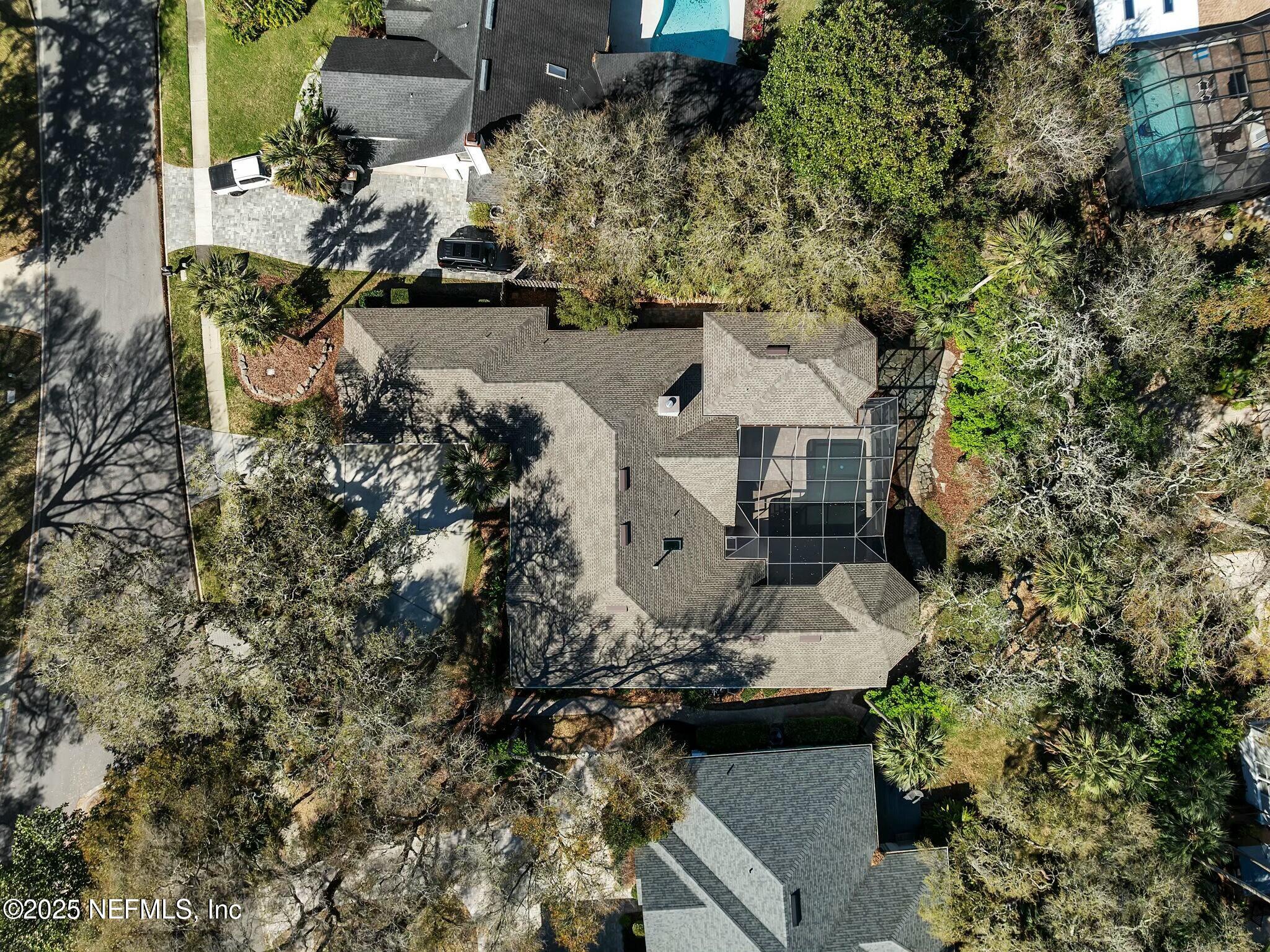 2323 BAREFOOT Trace