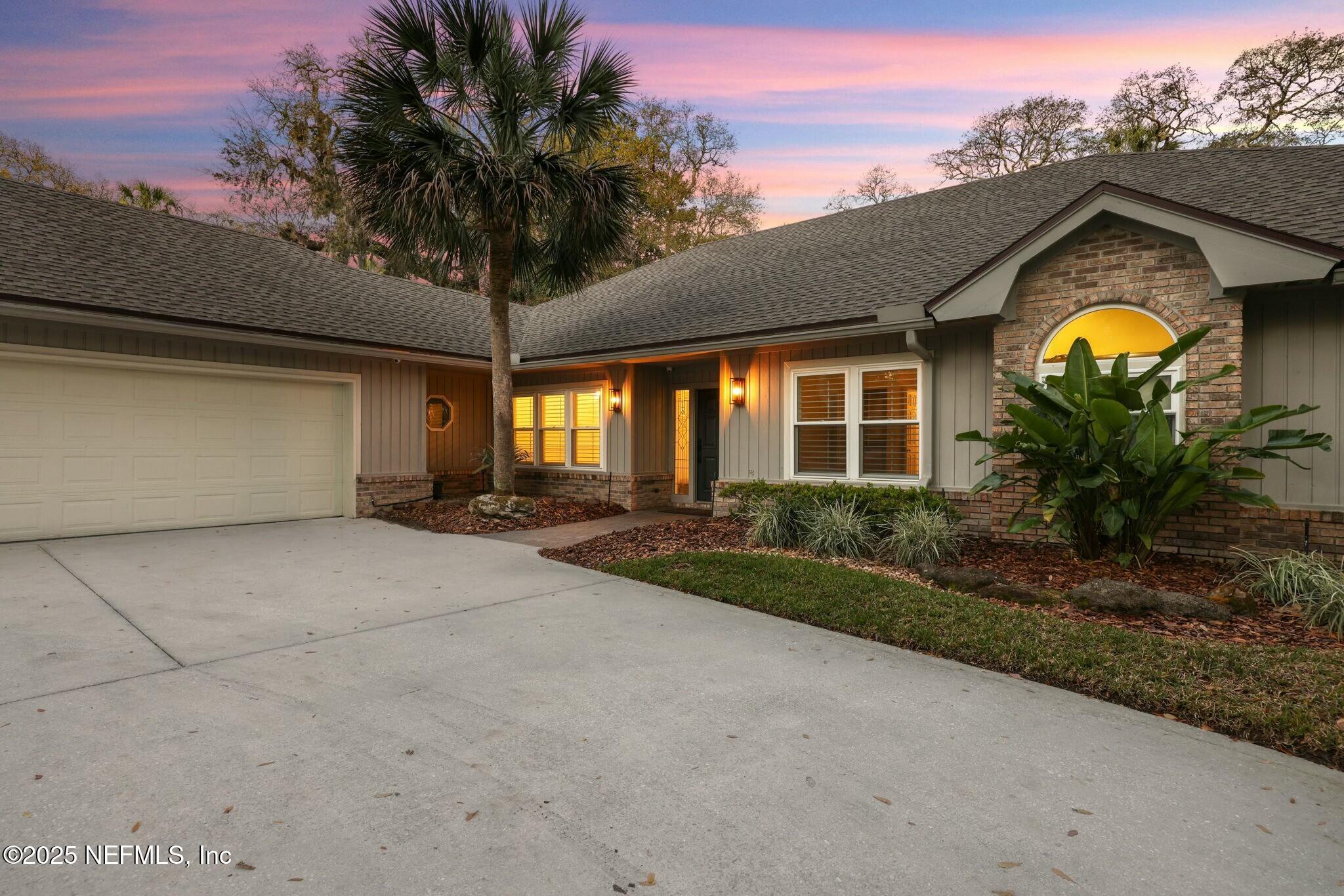 2323 BAREFOOT Trace