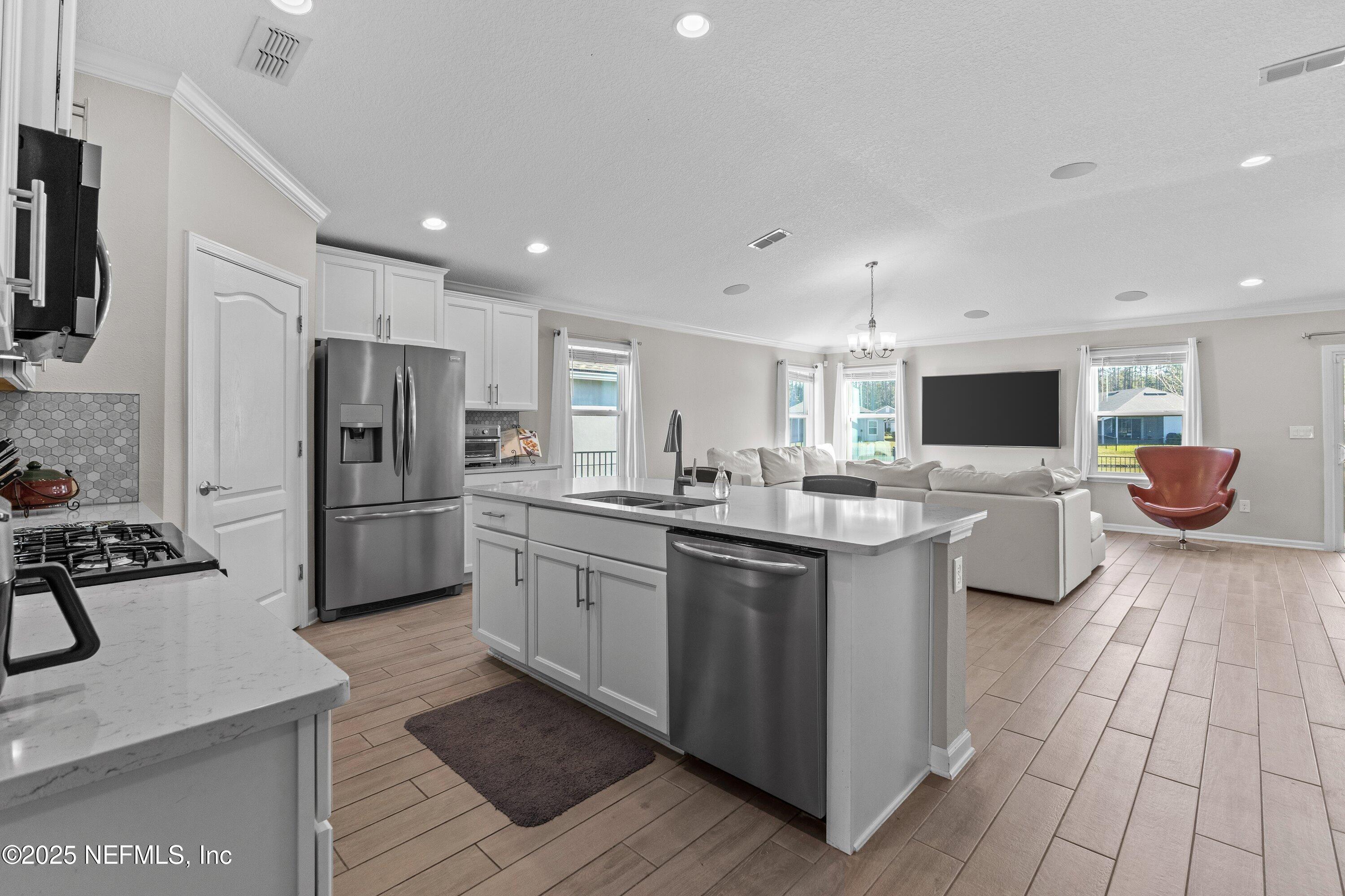 1178 SHETLAND Drive, St. Johns