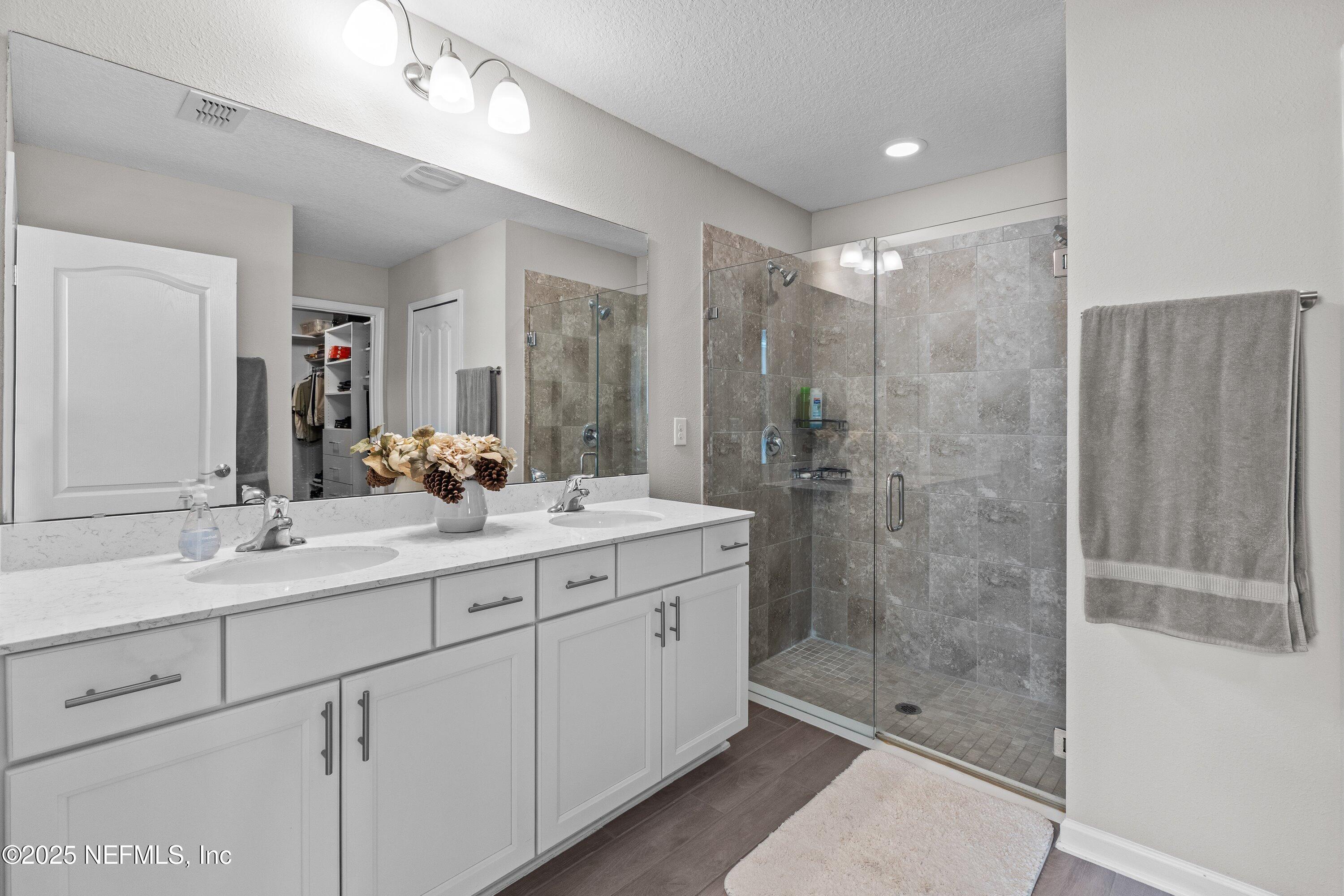 1178 SHETLAND Drive, St. Johns