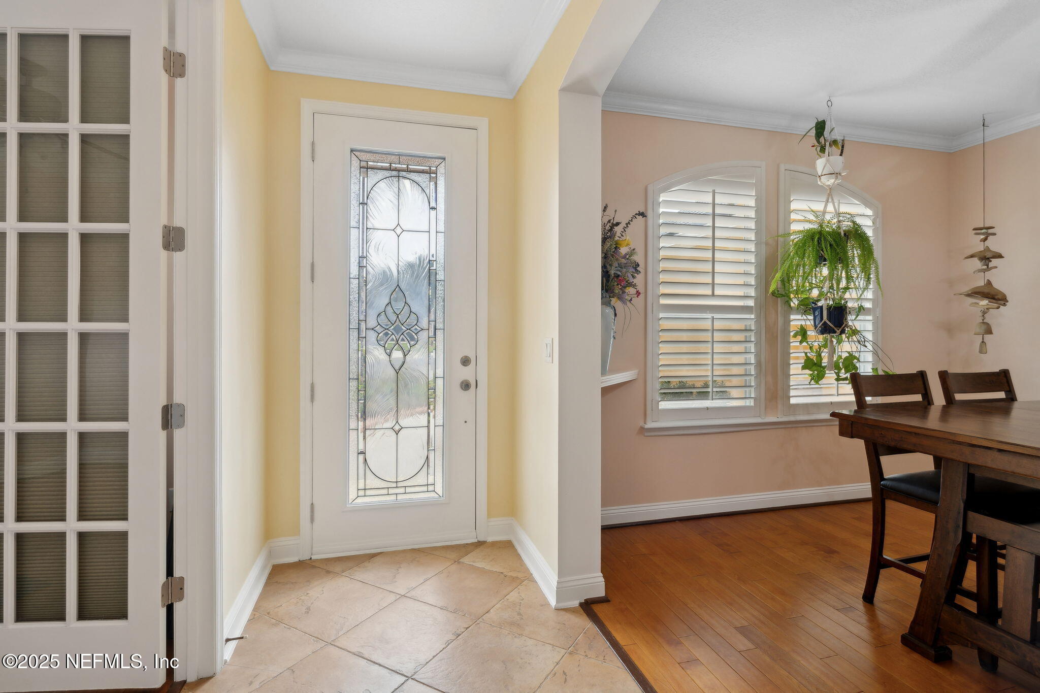 571 E KINGS COLLEGE Drive, St. Johns