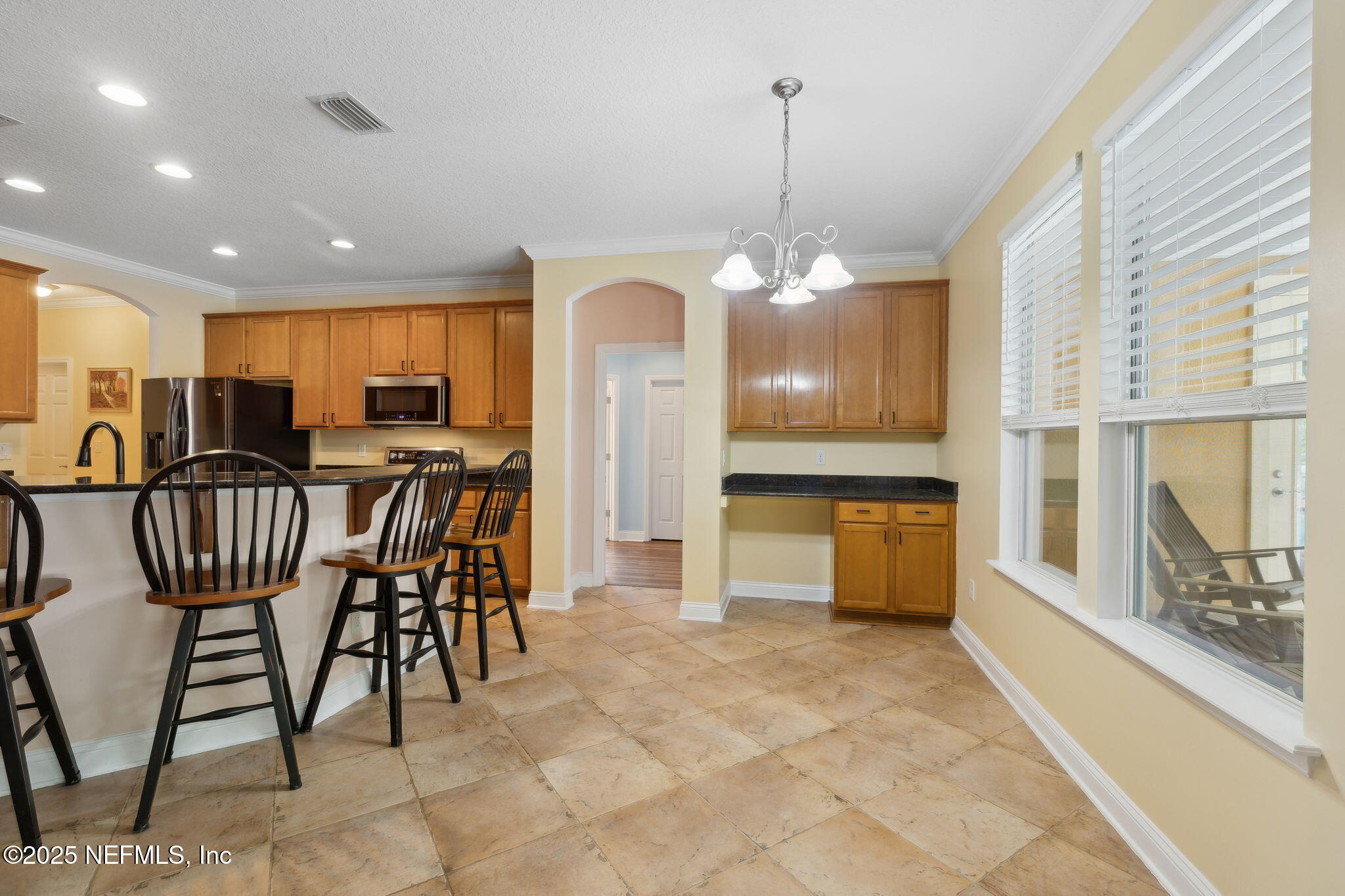 571 E KINGS COLLEGE Drive, St. Johns