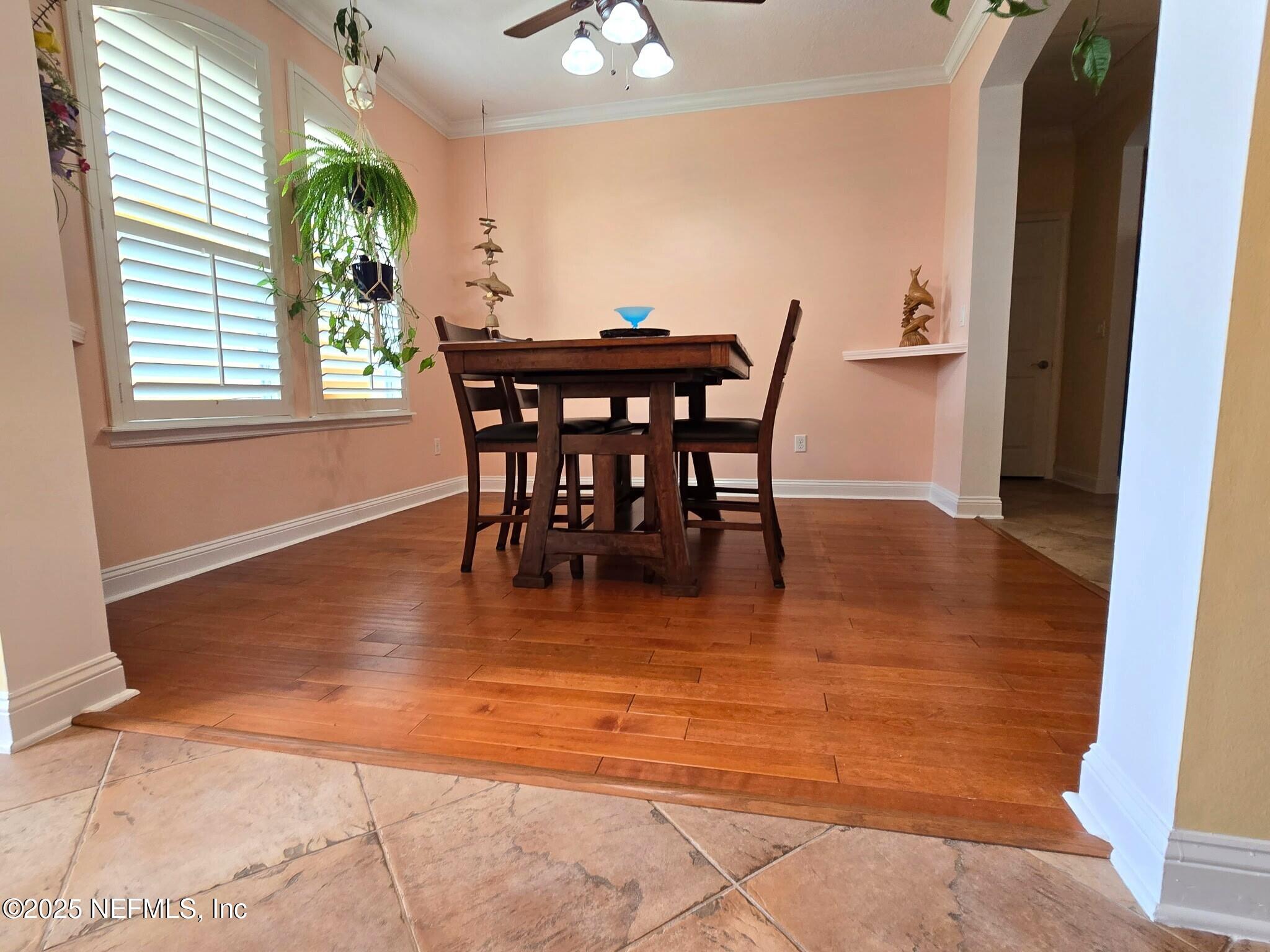 571 E KINGS COLLEGE Drive, St. Johns