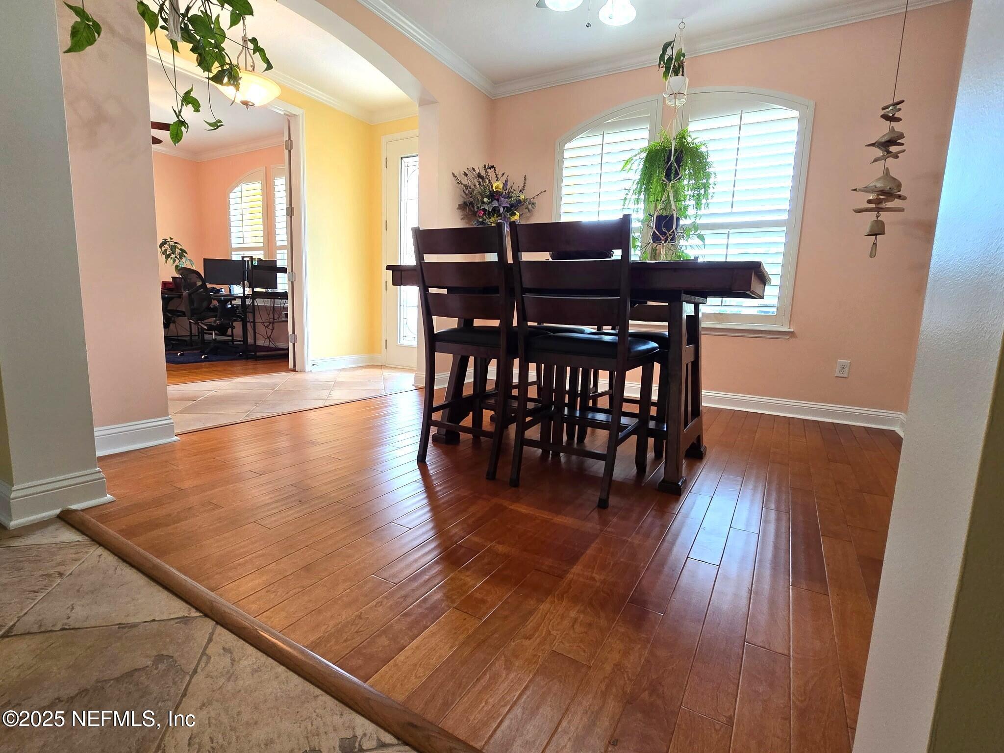 571 E KINGS COLLEGE Drive, St. Johns