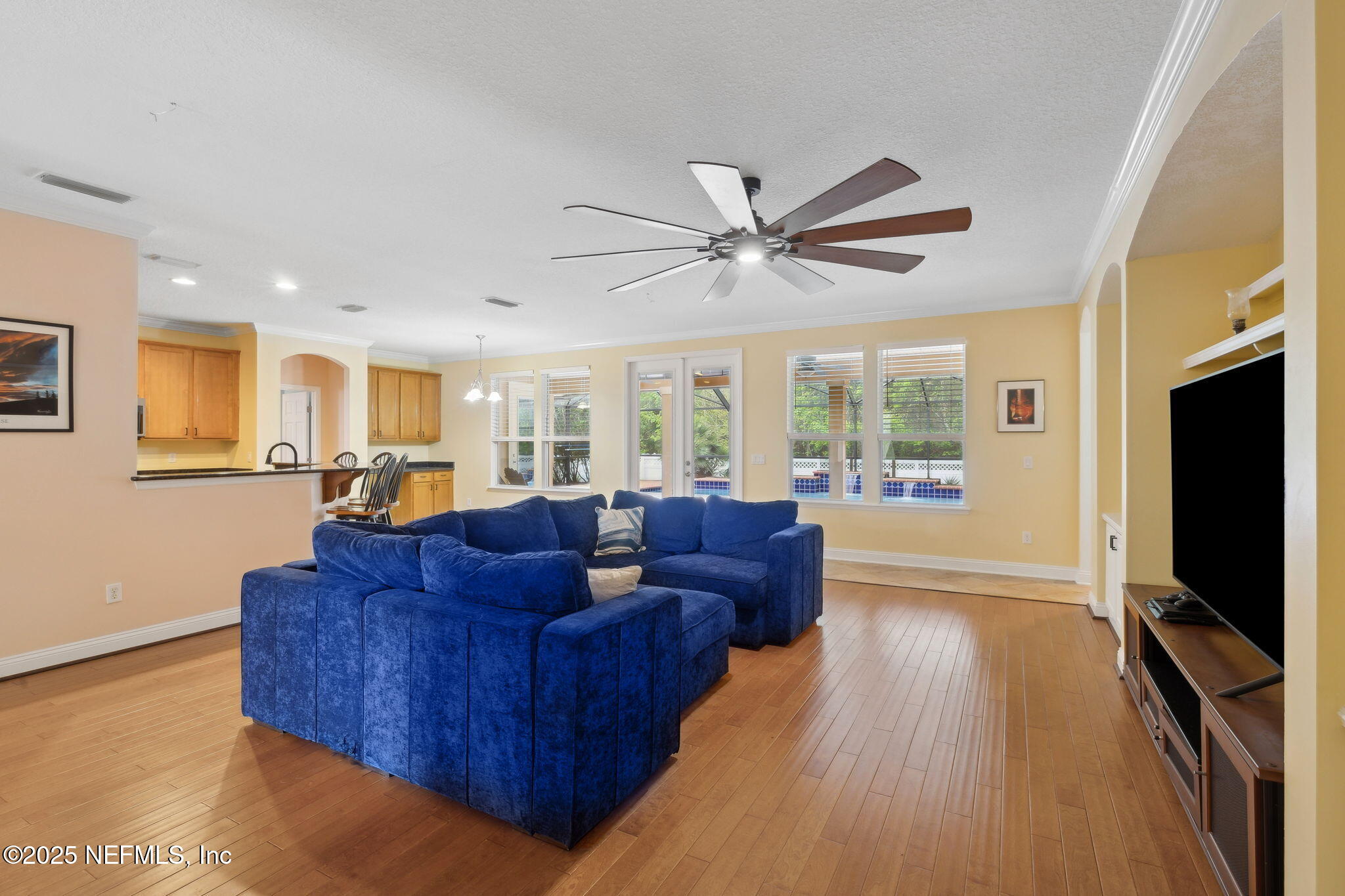 571 E KINGS COLLEGE Drive, St. Johns