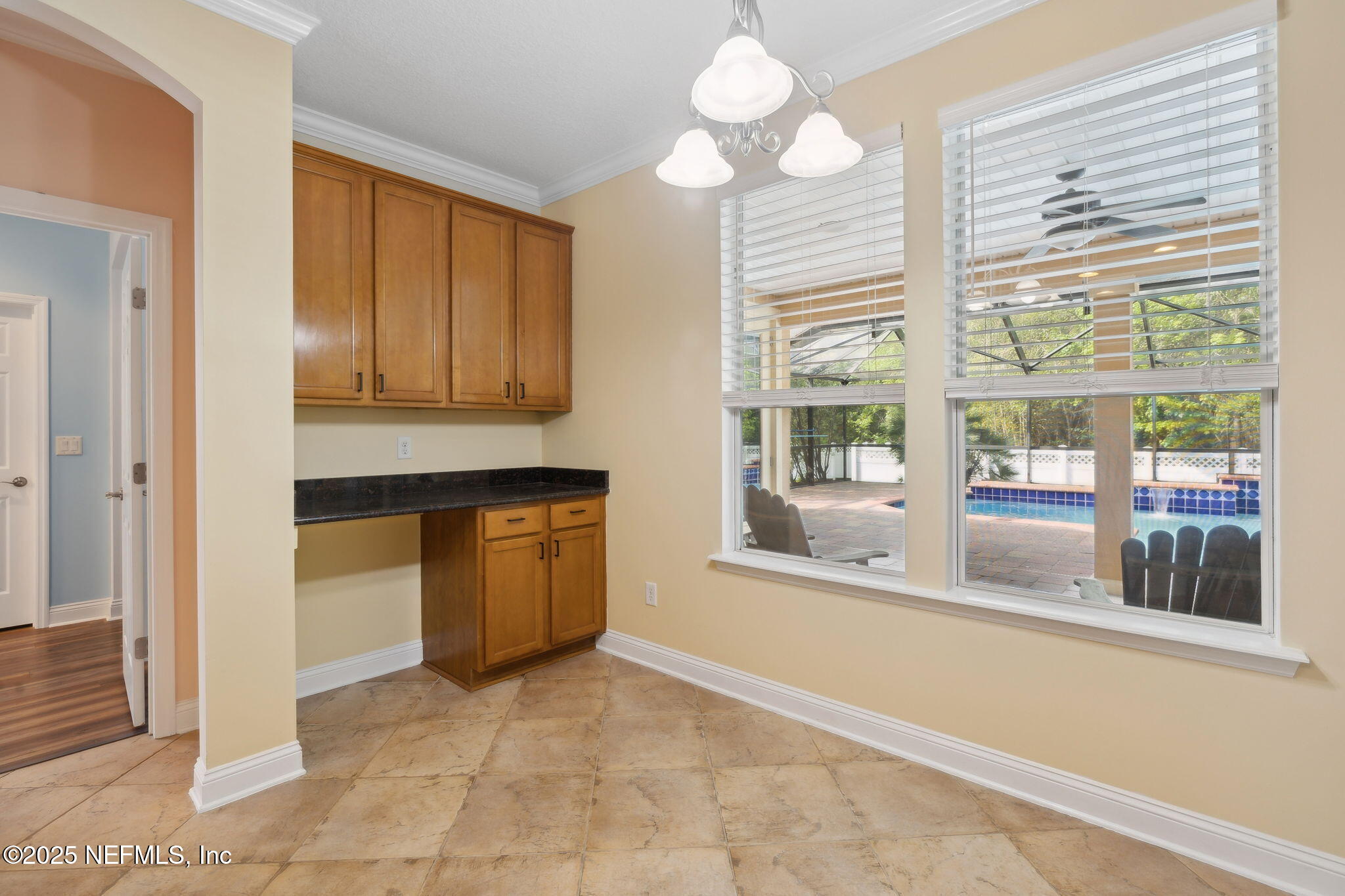 571 E KINGS COLLEGE Drive, St. Johns
