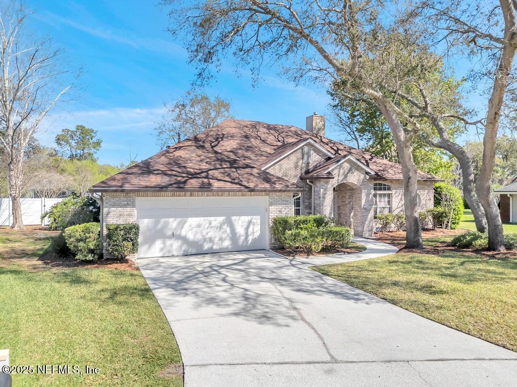 525 WILLOW OAK Lane, St. Johns