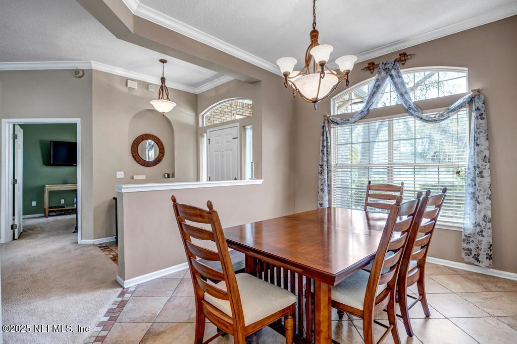 525 WILLOW OAK Lane, St. Johns