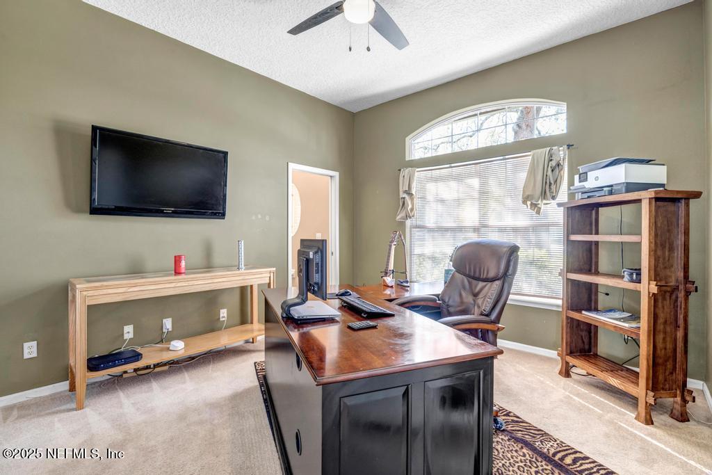 525 WILLOW OAK Lane, St. Johns