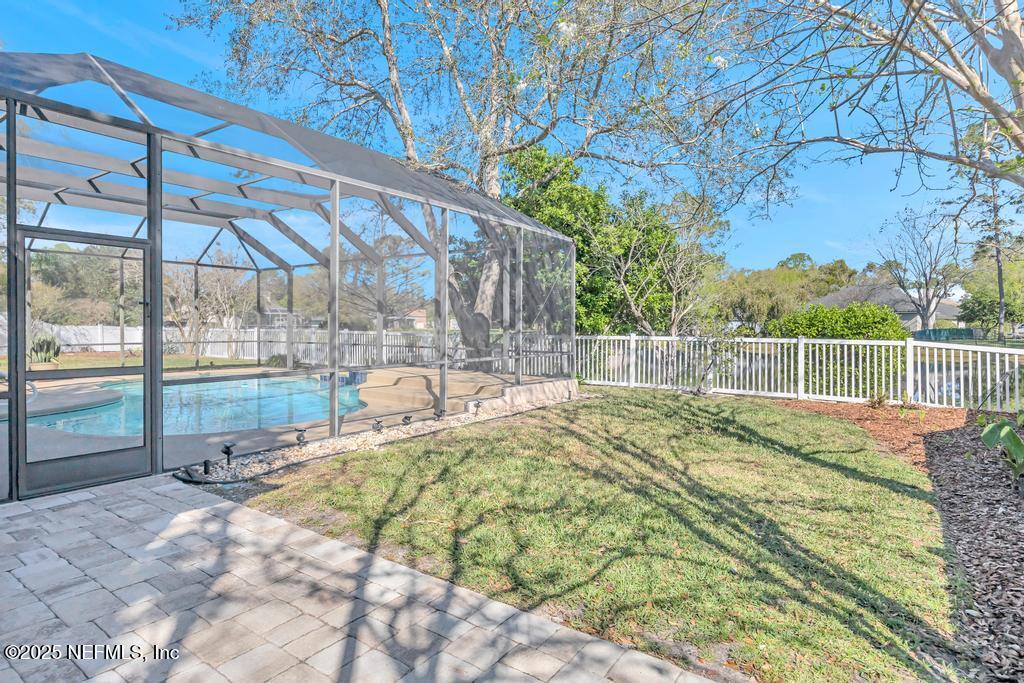 525 WILLOW OAK Lane, St. Johns