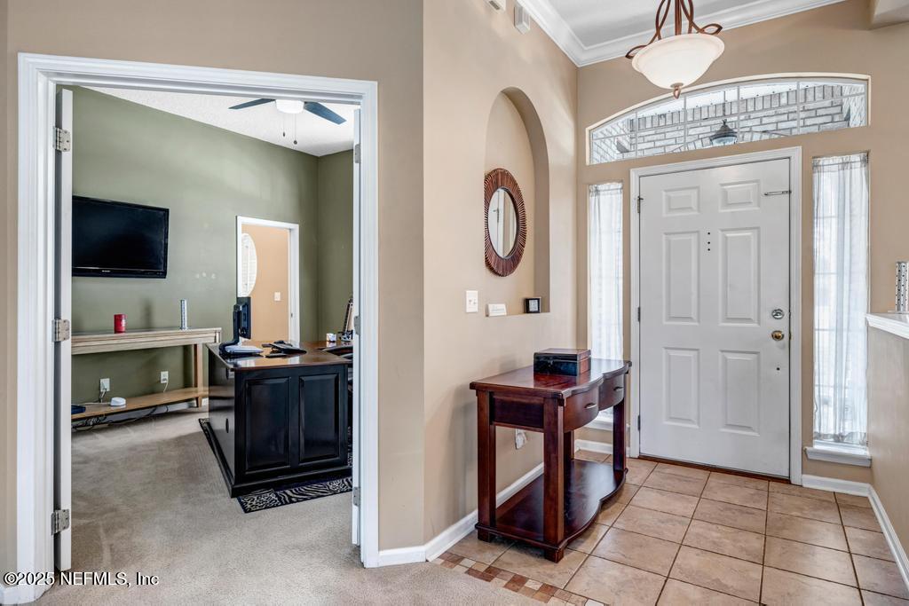 525 WILLOW OAK Lane, St. Johns