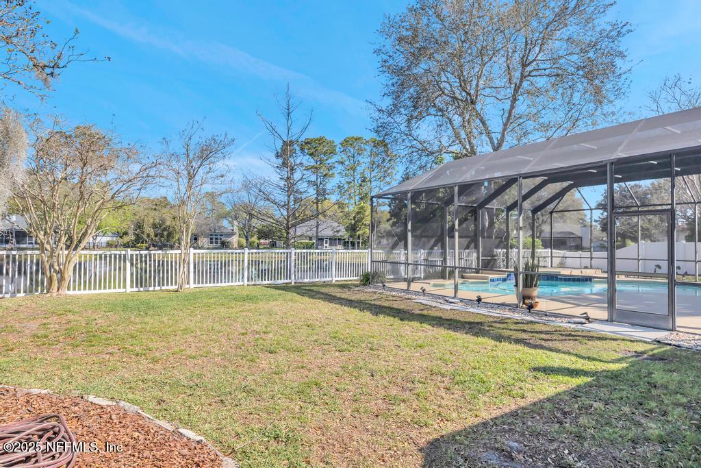 525 WILLOW OAK Lane, St. Johns