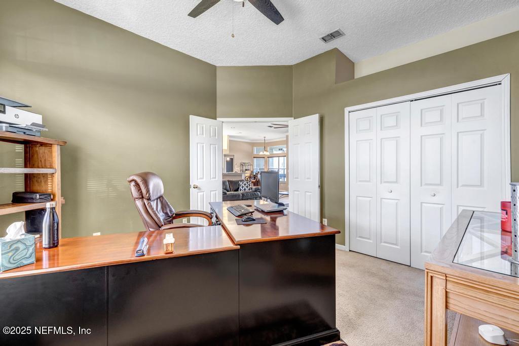 525 WILLOW OAK Lane, St. Johns