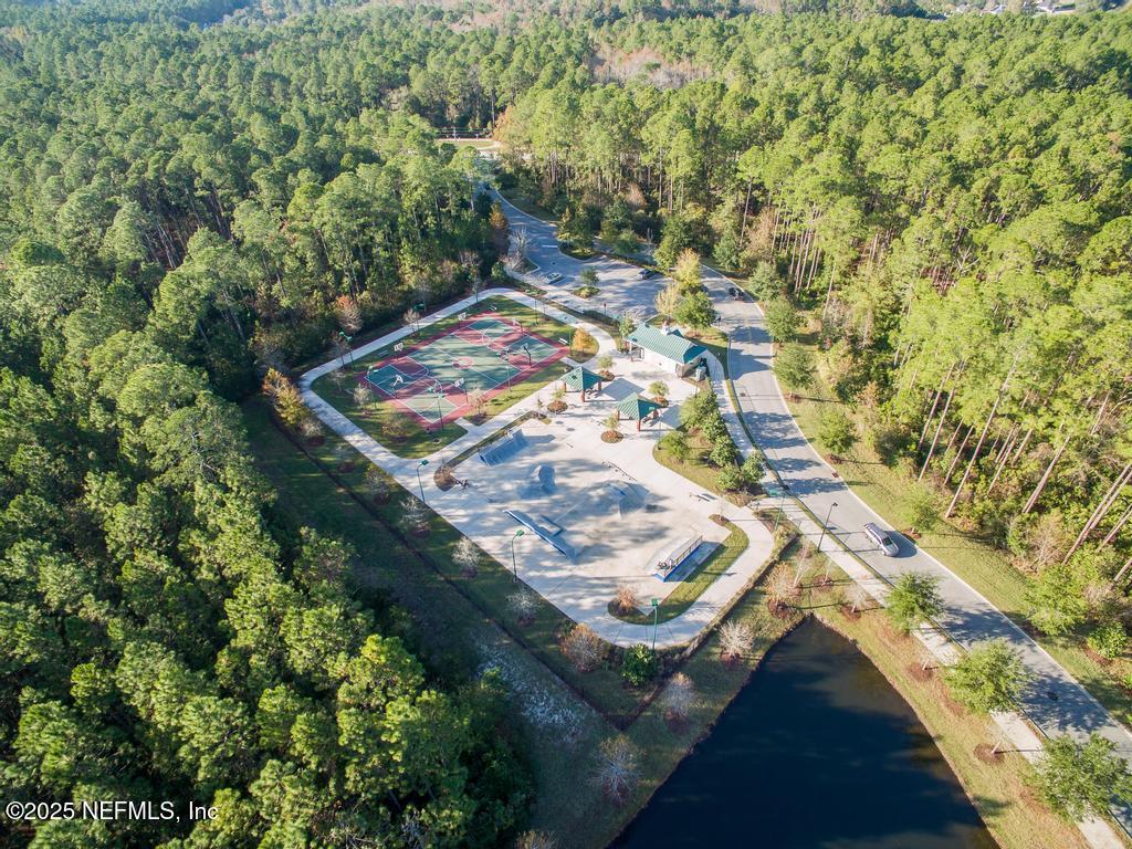 525 WILLOW OAK Lane, St. Johns