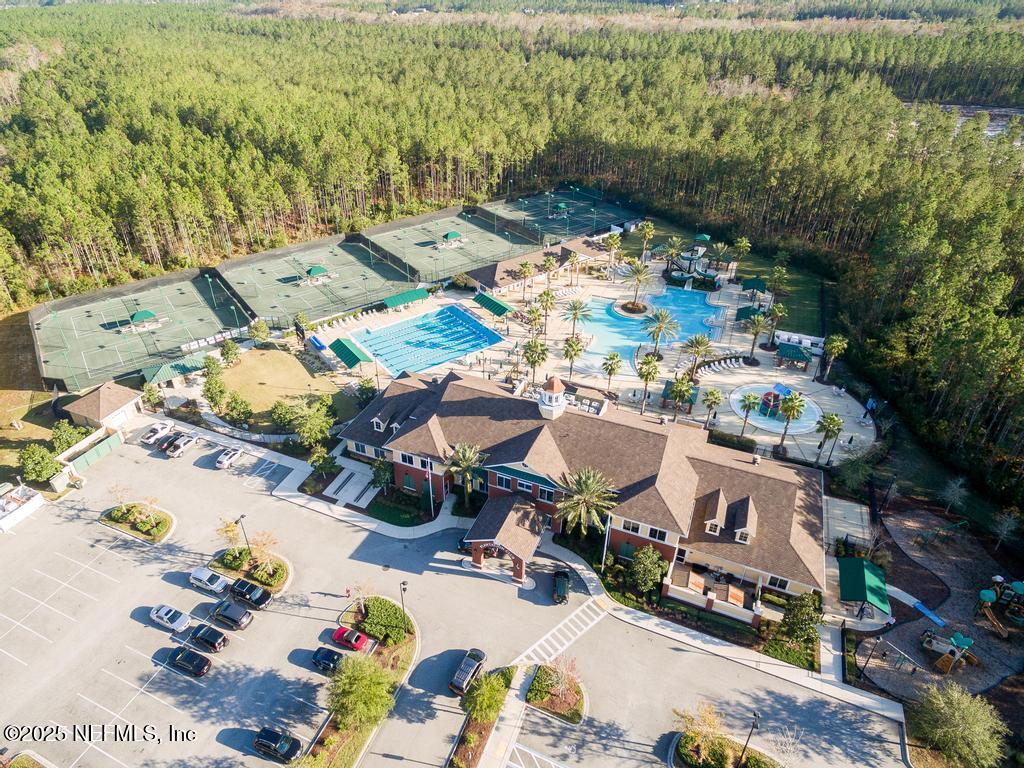 525 WILLOW OAK Lane, St. Johns