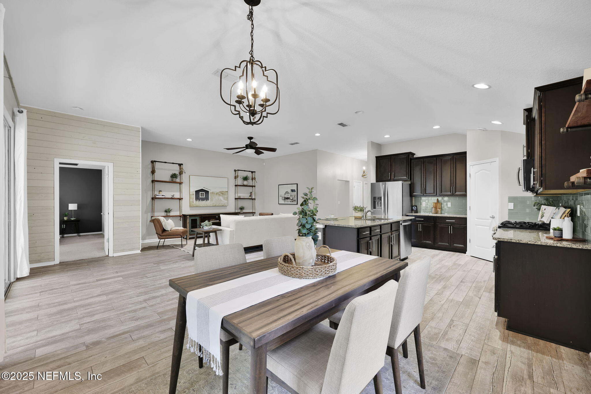 255 WILLOW RIDGE Drive