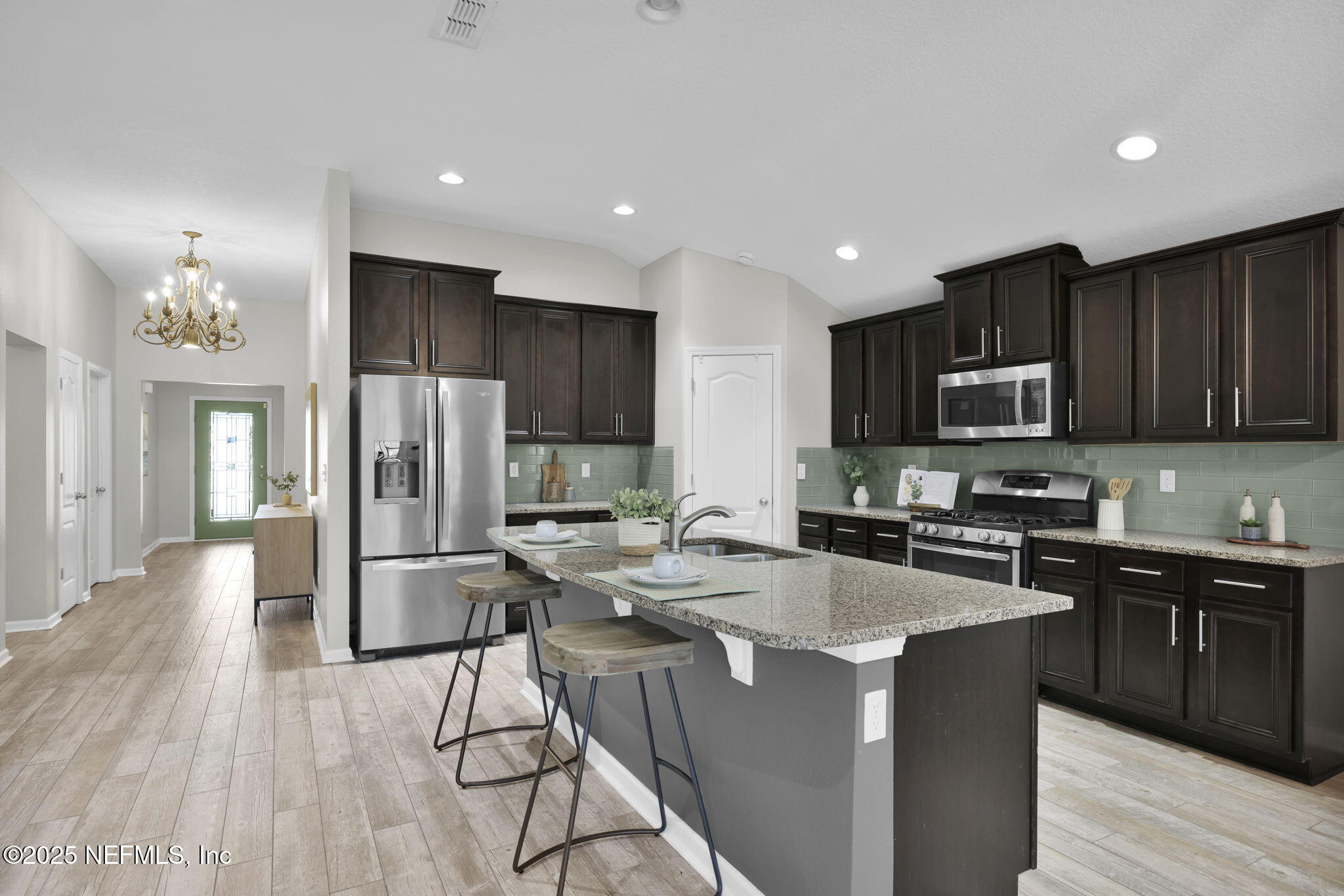 255 WILLOW RIDGE Drive