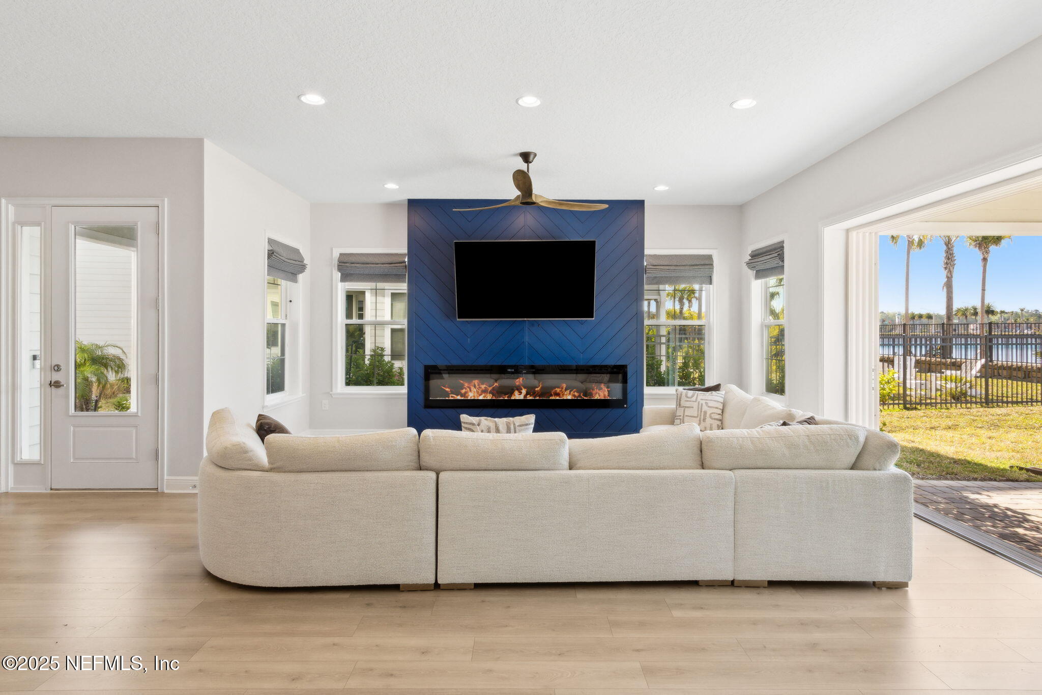 401 MARQUESA Circle, St. Johns