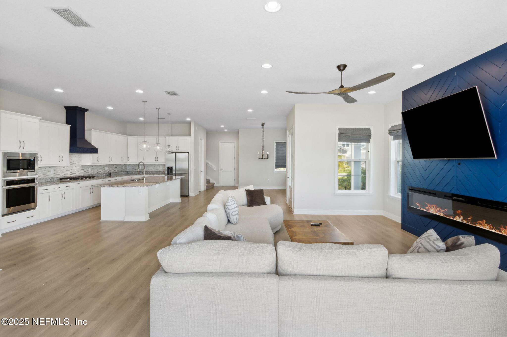 401 MARQUESA Circle, St. Johns