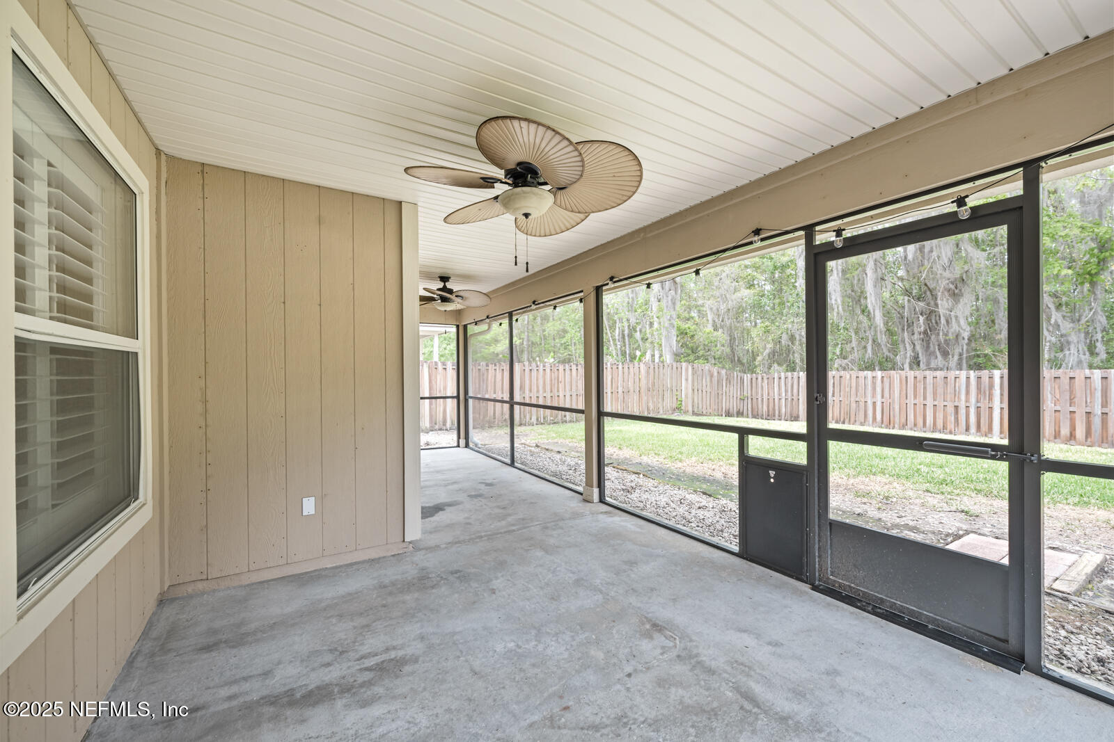 519 APPLE CREEK Drive