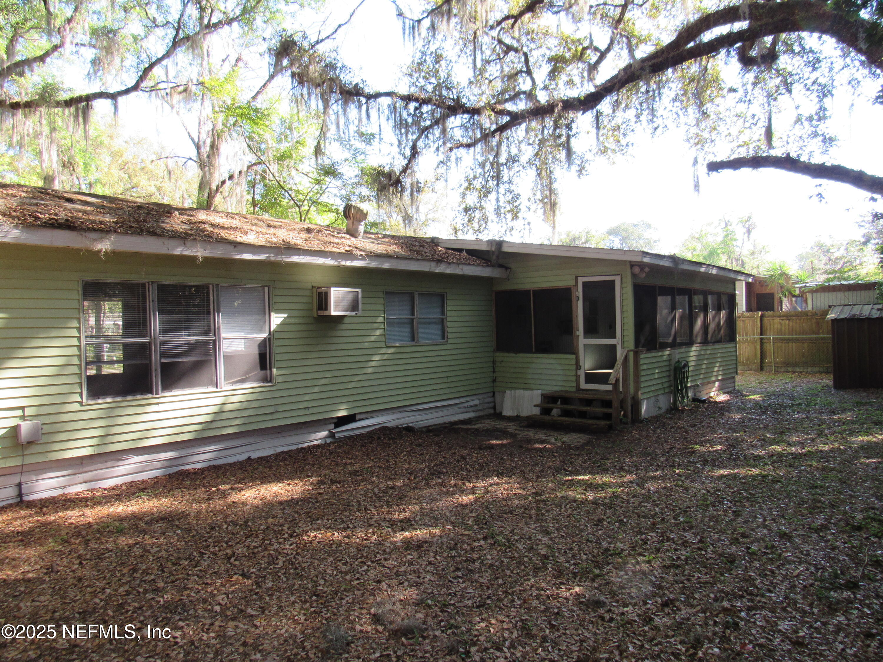 1128 HARMONY Drive S