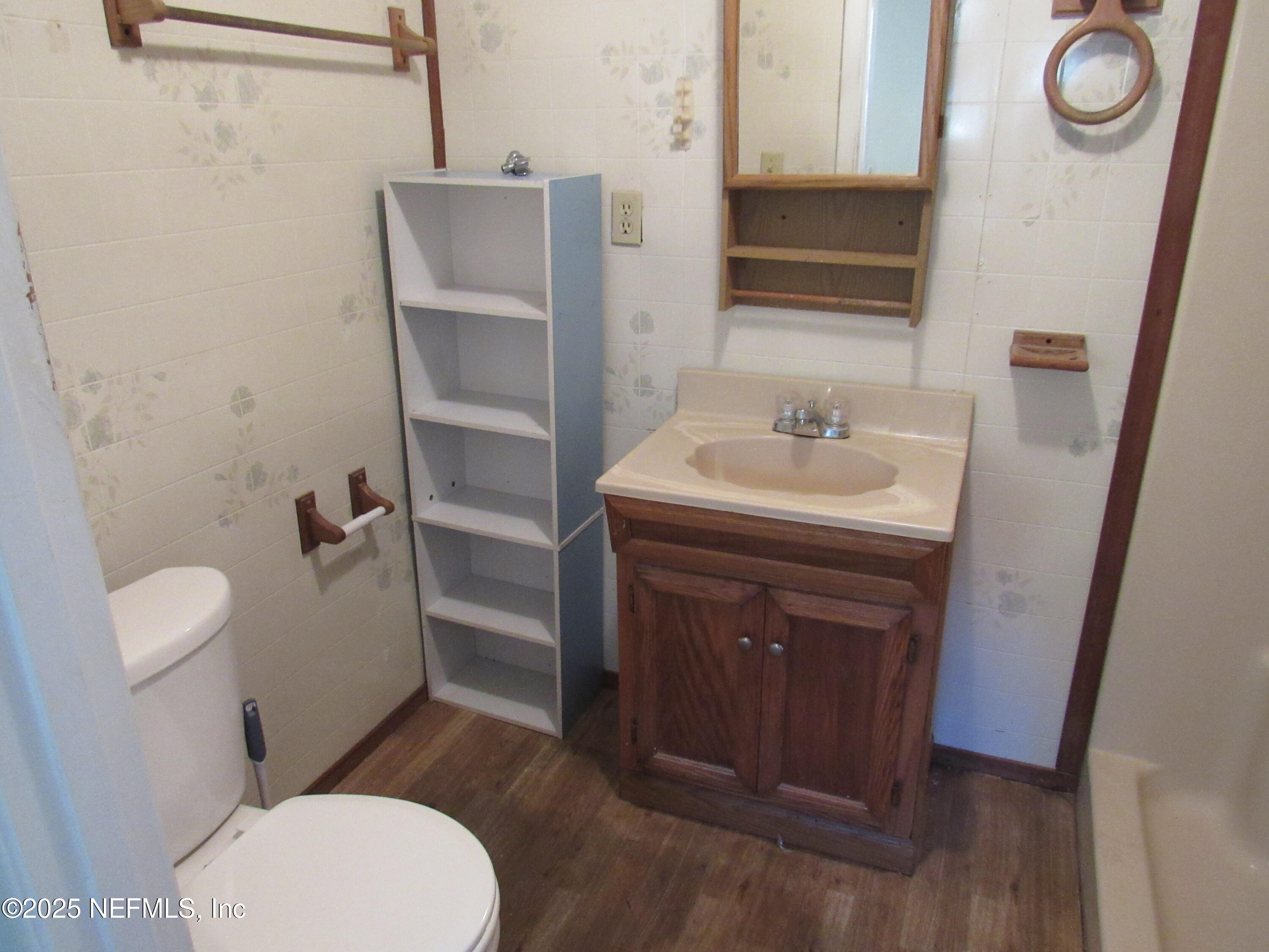 1128 HARMONY Drive S