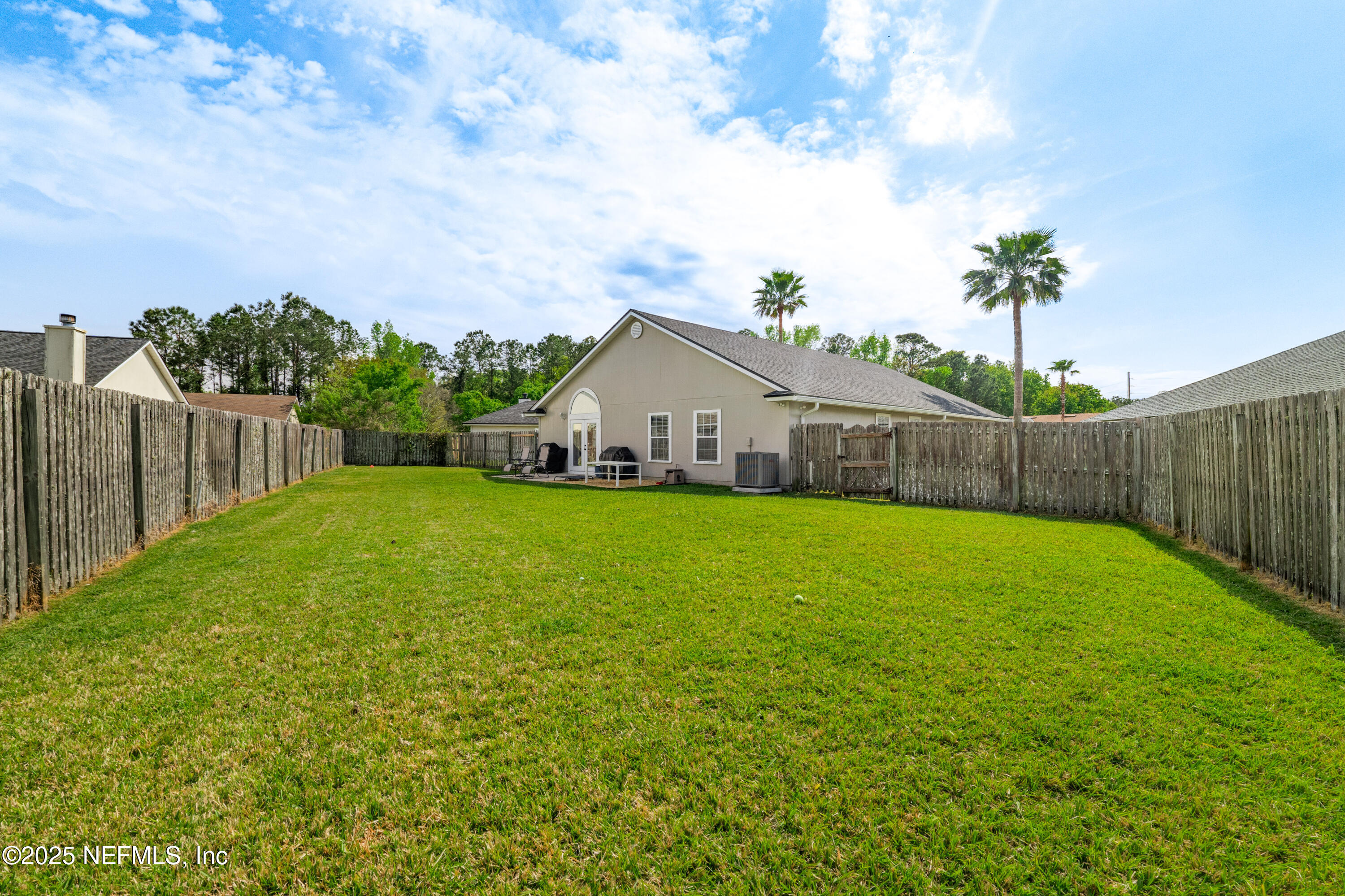 1567 ROSEBERRY Court