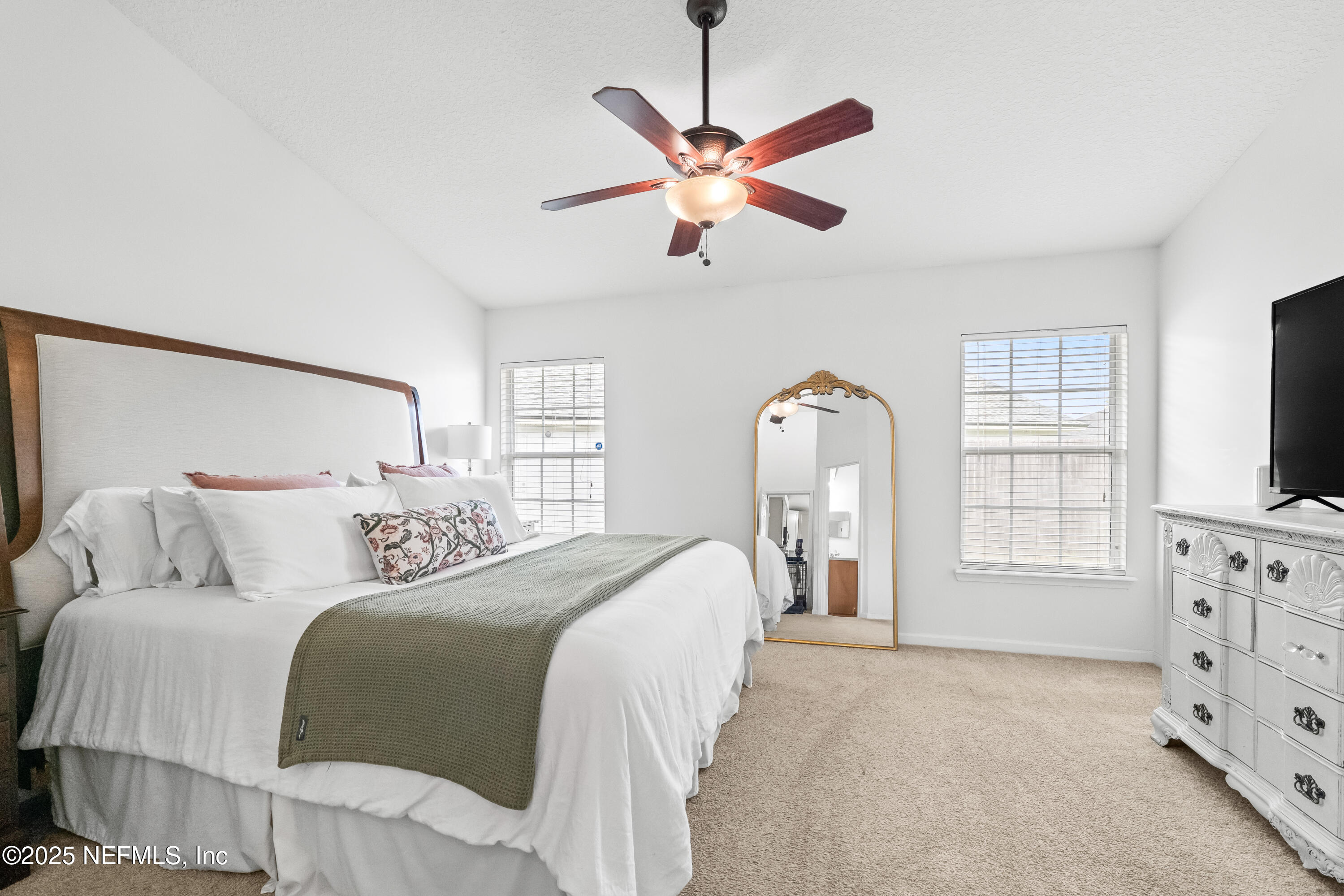 1567 ROSEBERRY Court