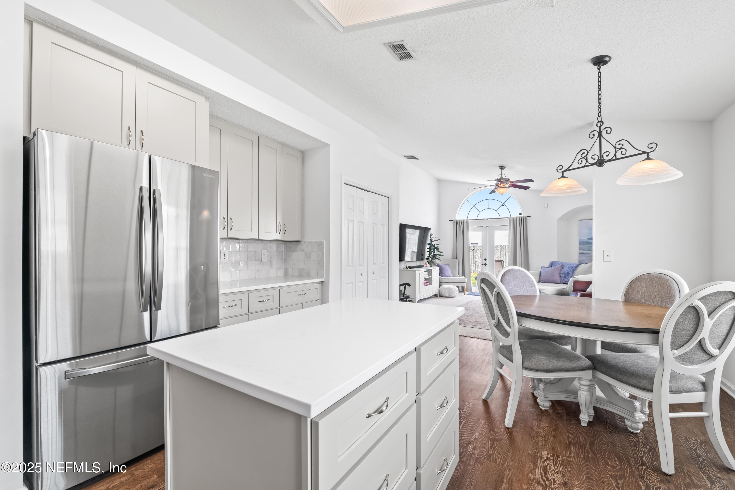 1567 ROSEBERRY Court