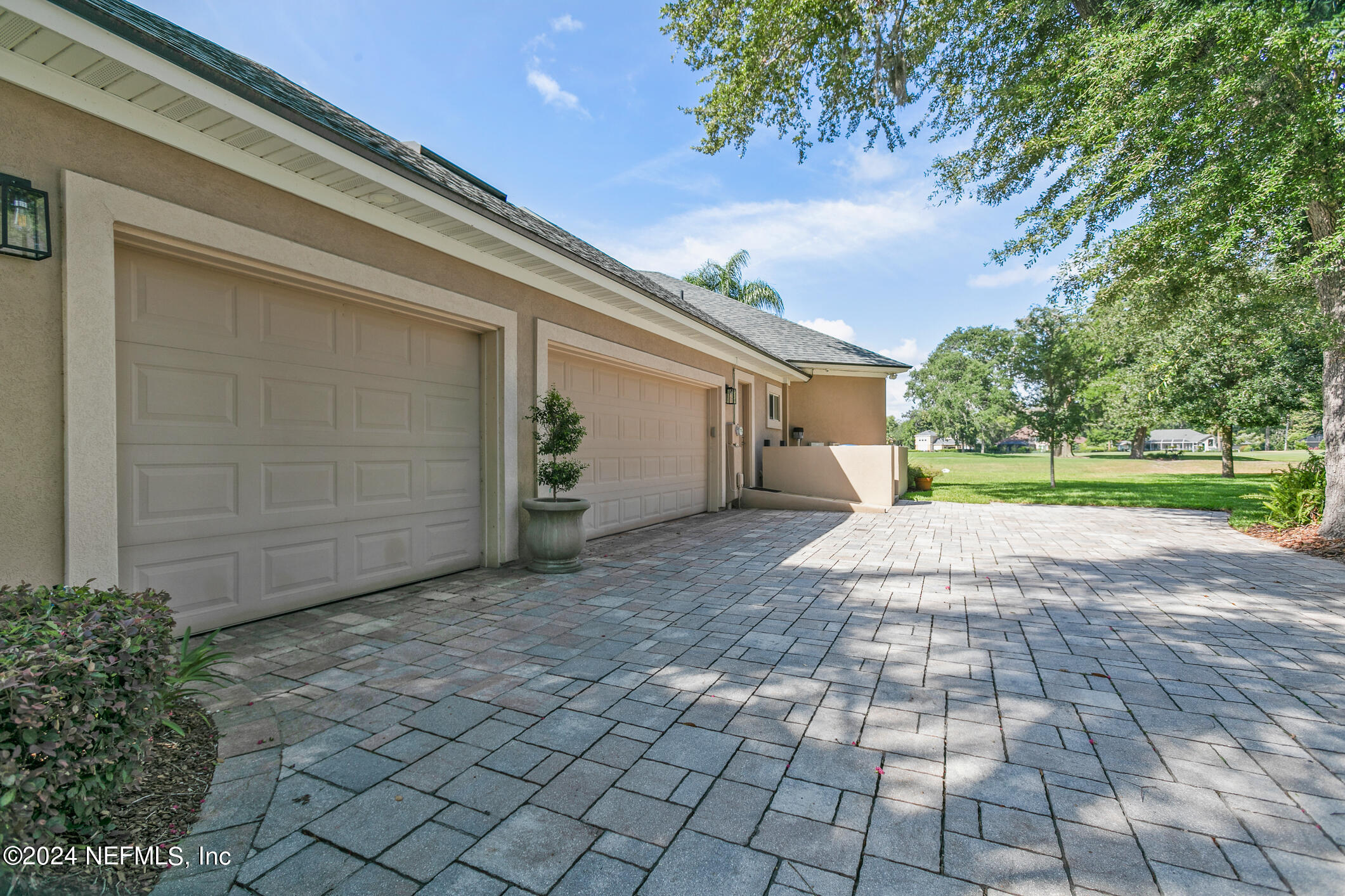 1244 WINDSOR HARBOR Drive