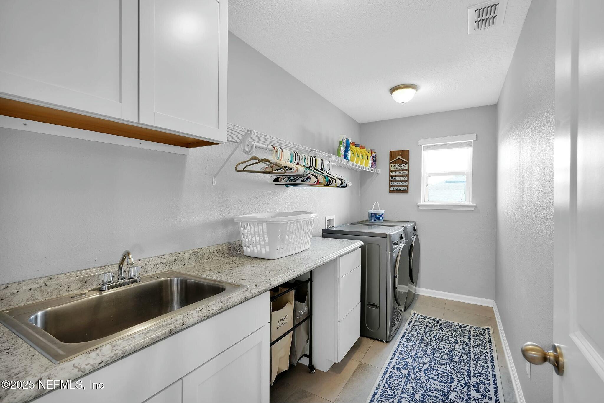 85430 AMARYLLIS Court