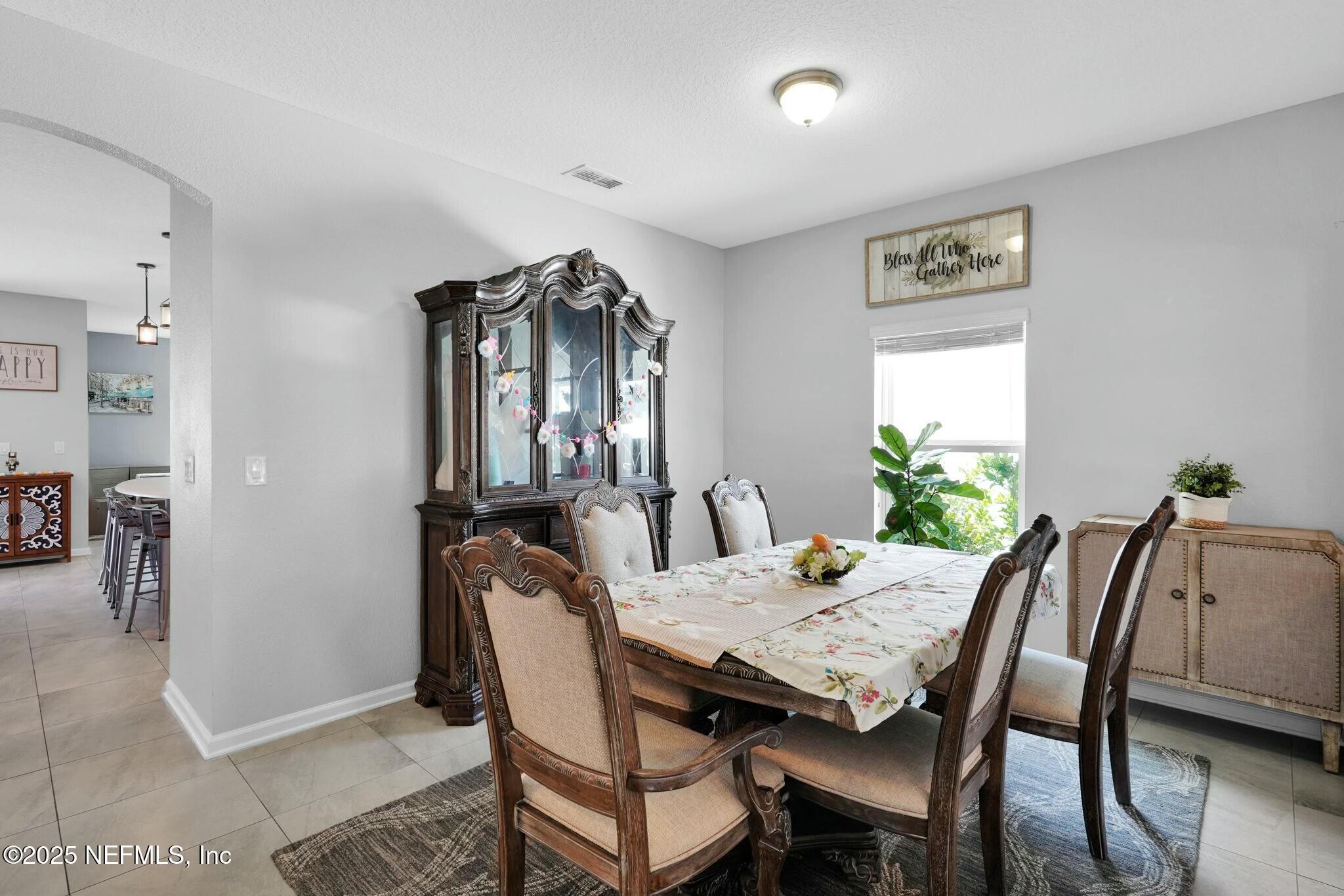 85430 AMARYLLIS Court