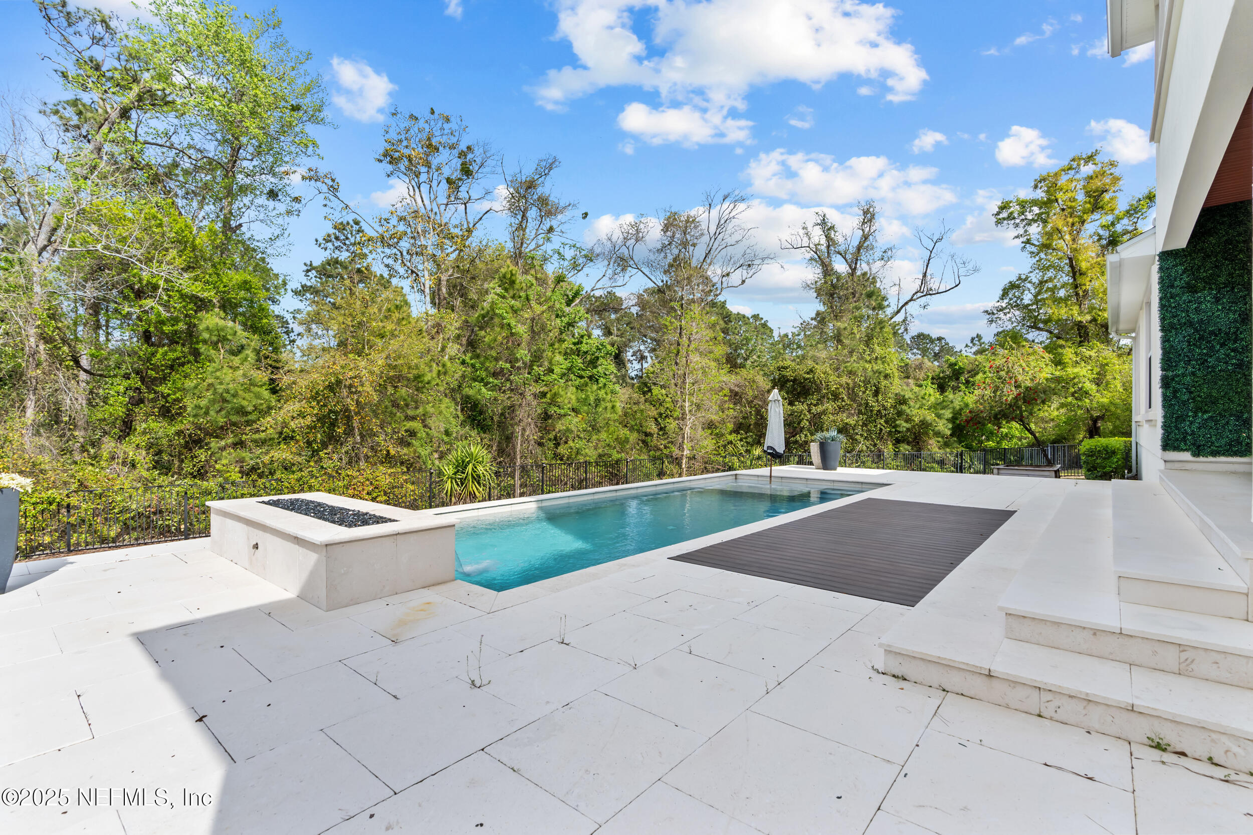 8669 MABEL Drive